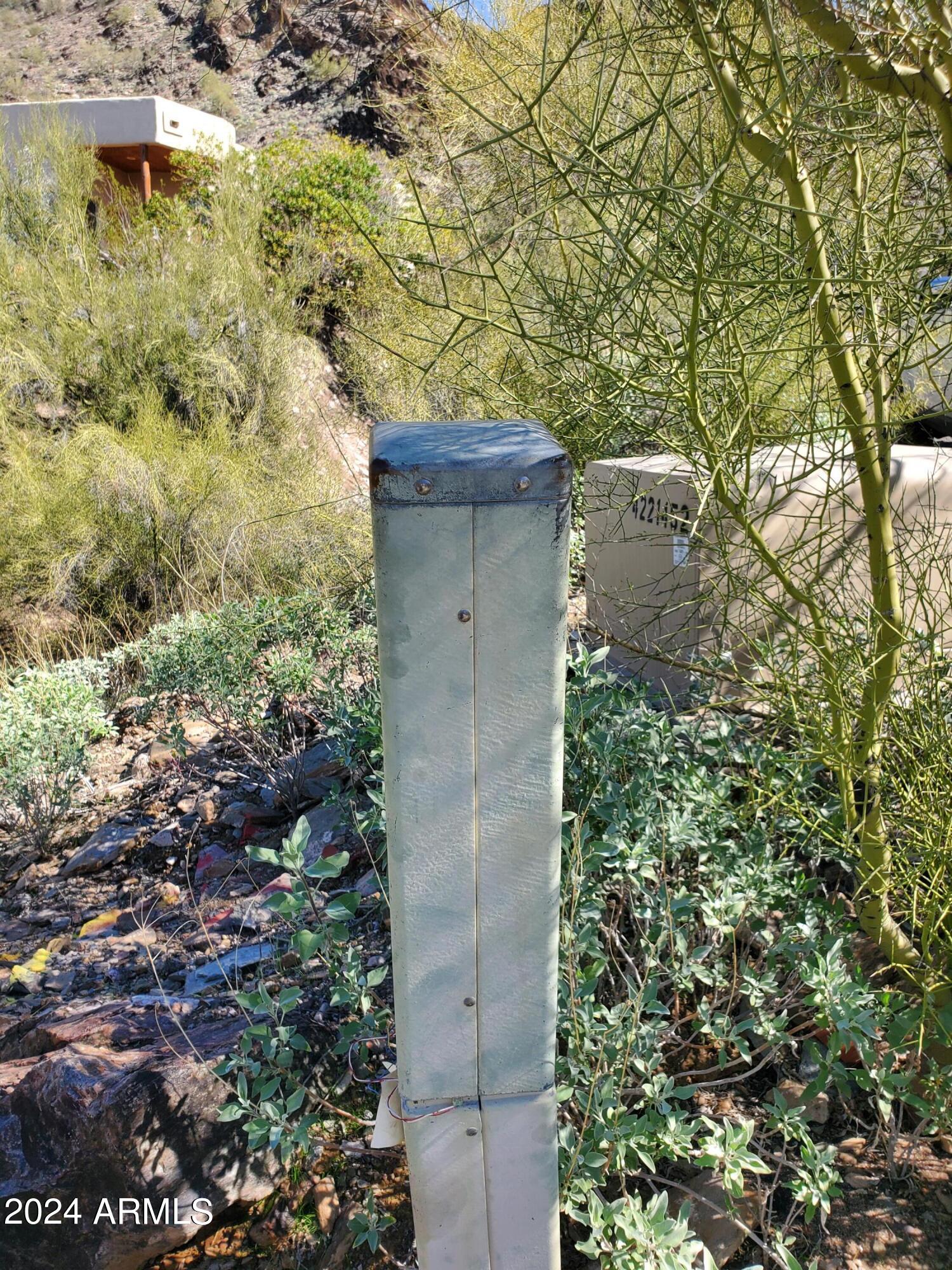 1848 E CINNABAR Avenue, -