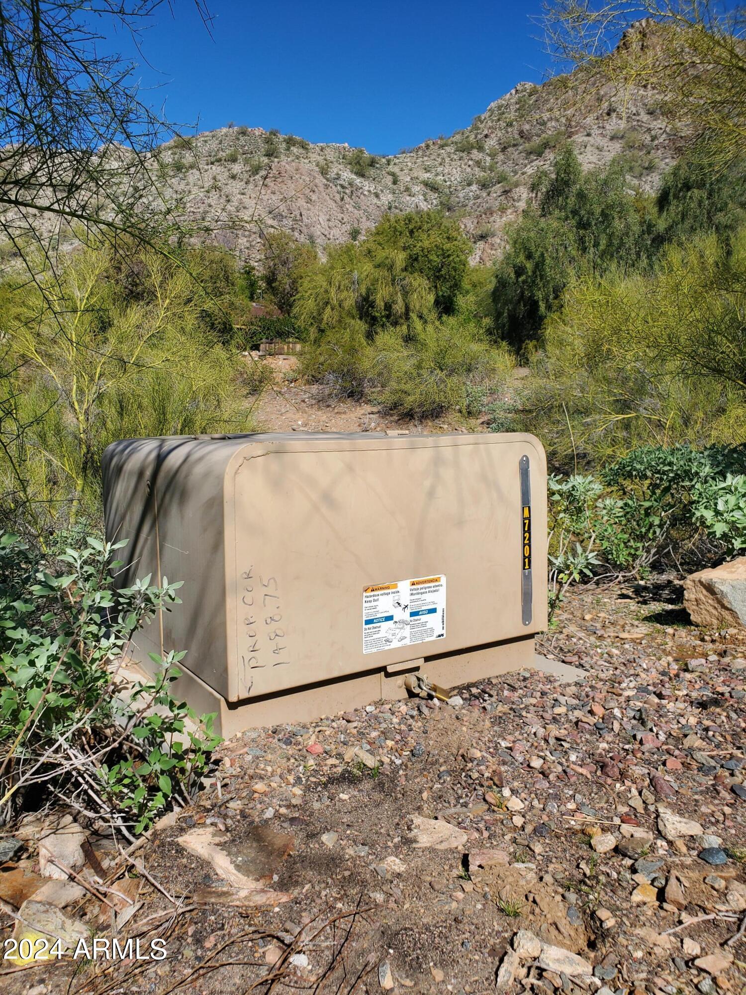 1848 E CINNABAR Avenue, -