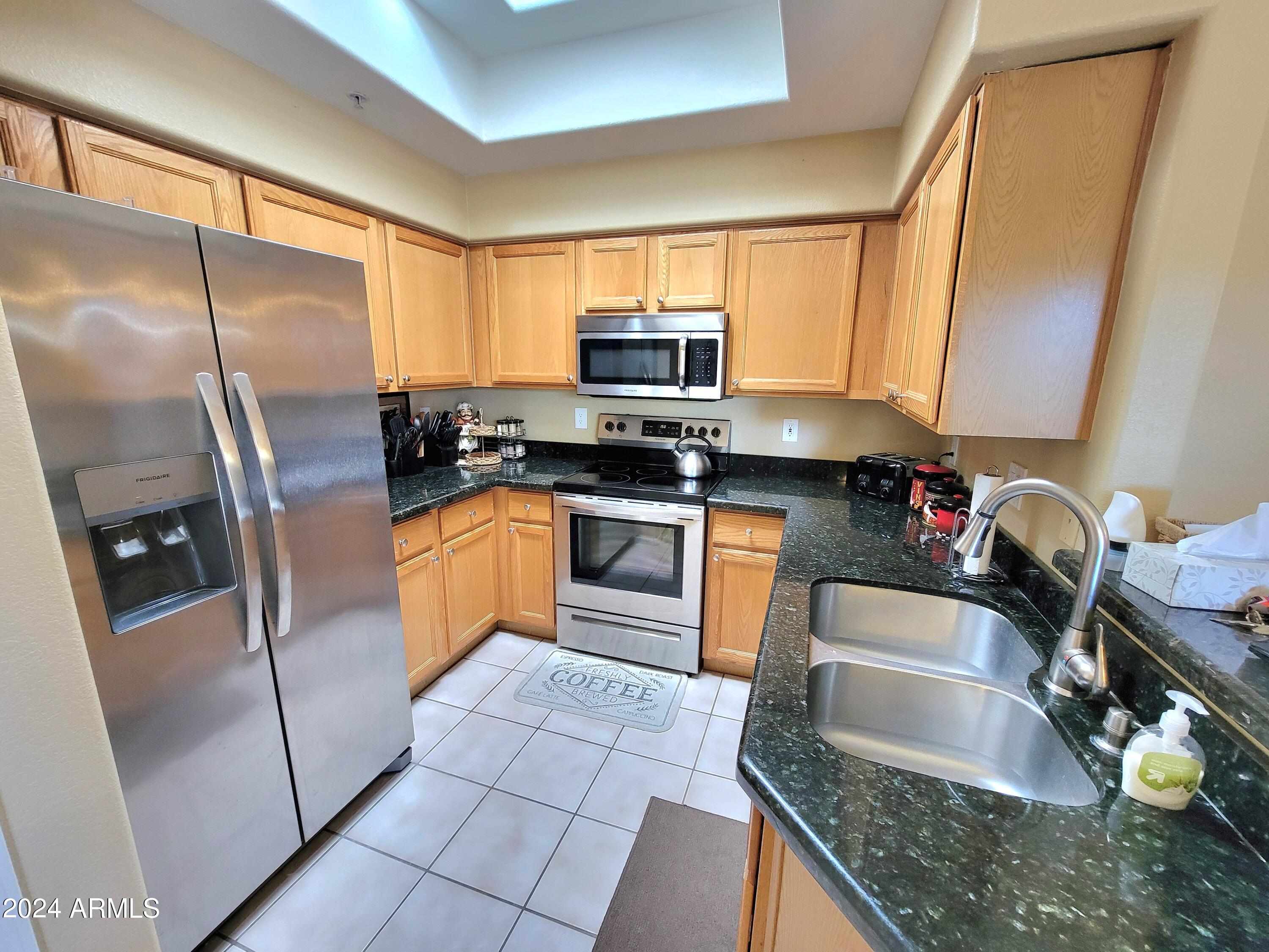 9151 W GREENWAY Road, 227