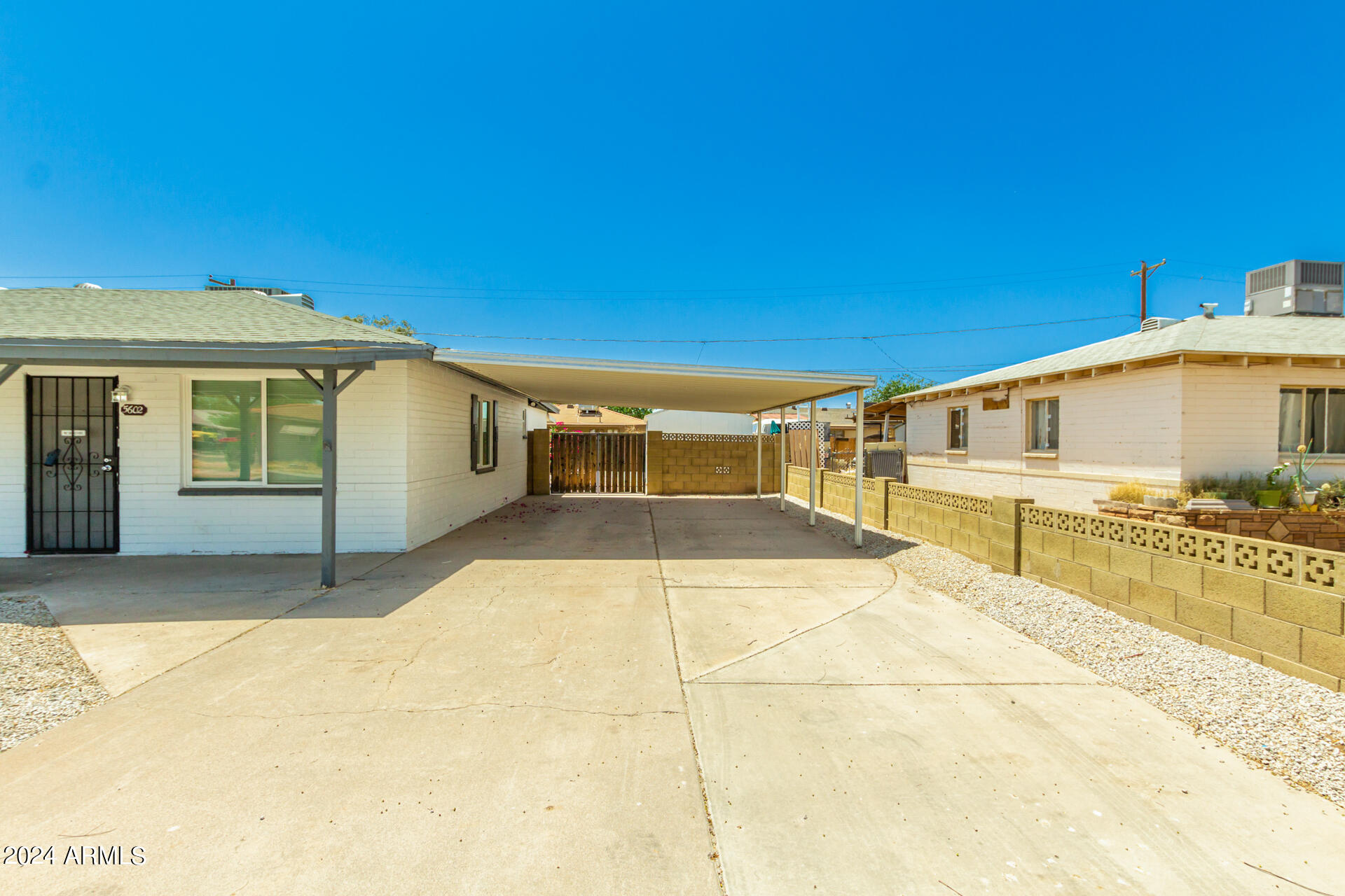 5602 N 30TH Drive
