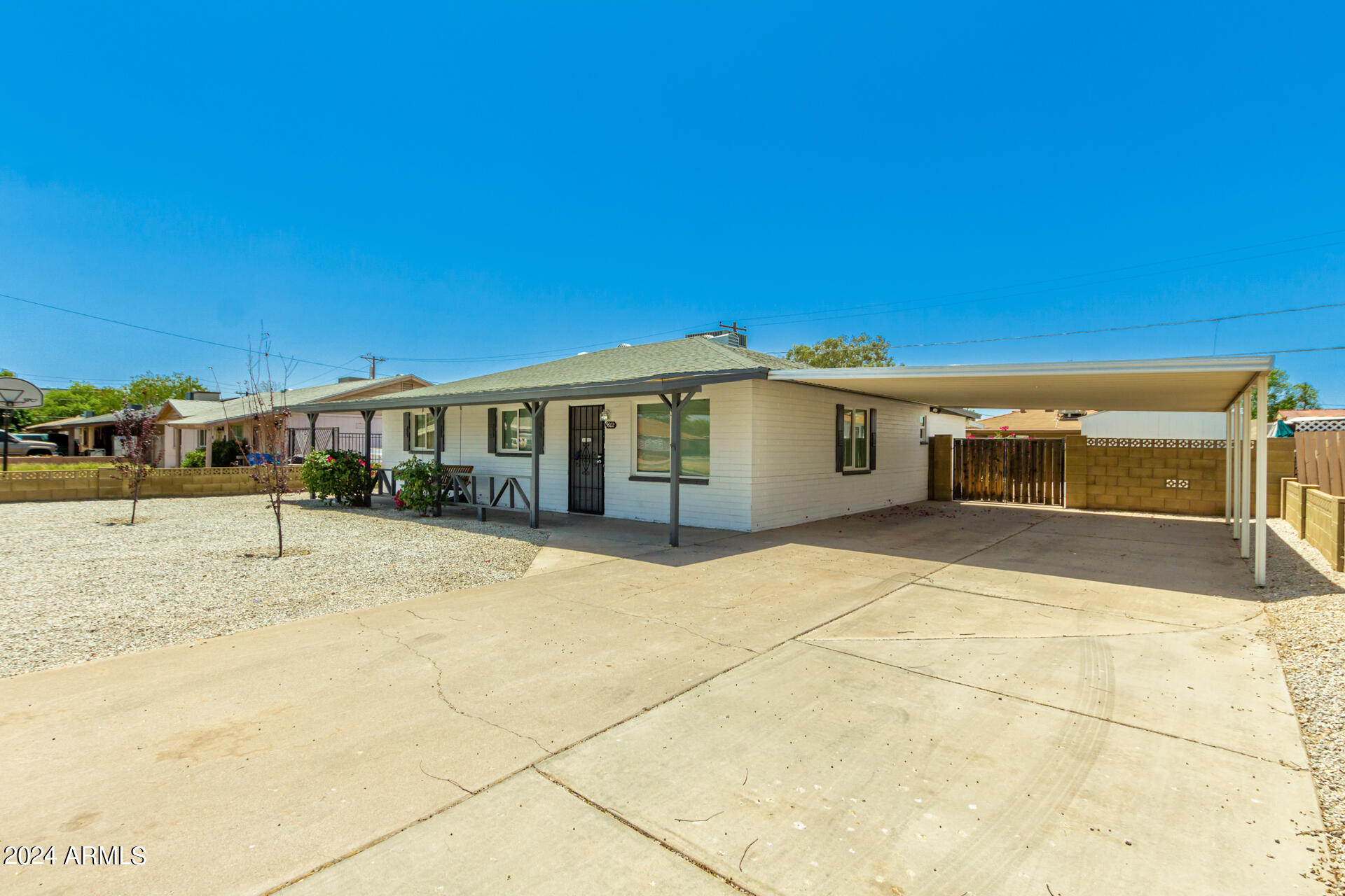 5602 N 30TH Drive