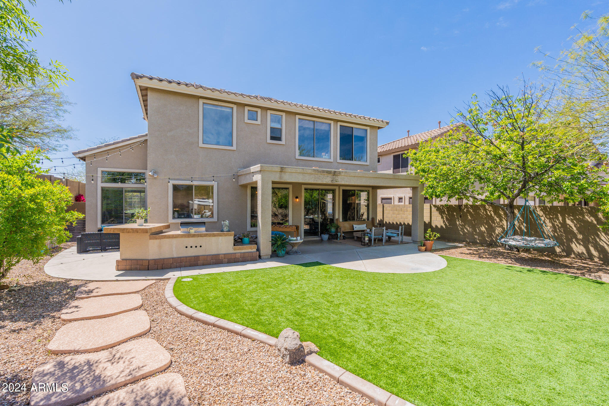 2814 W EASTMAN Drive