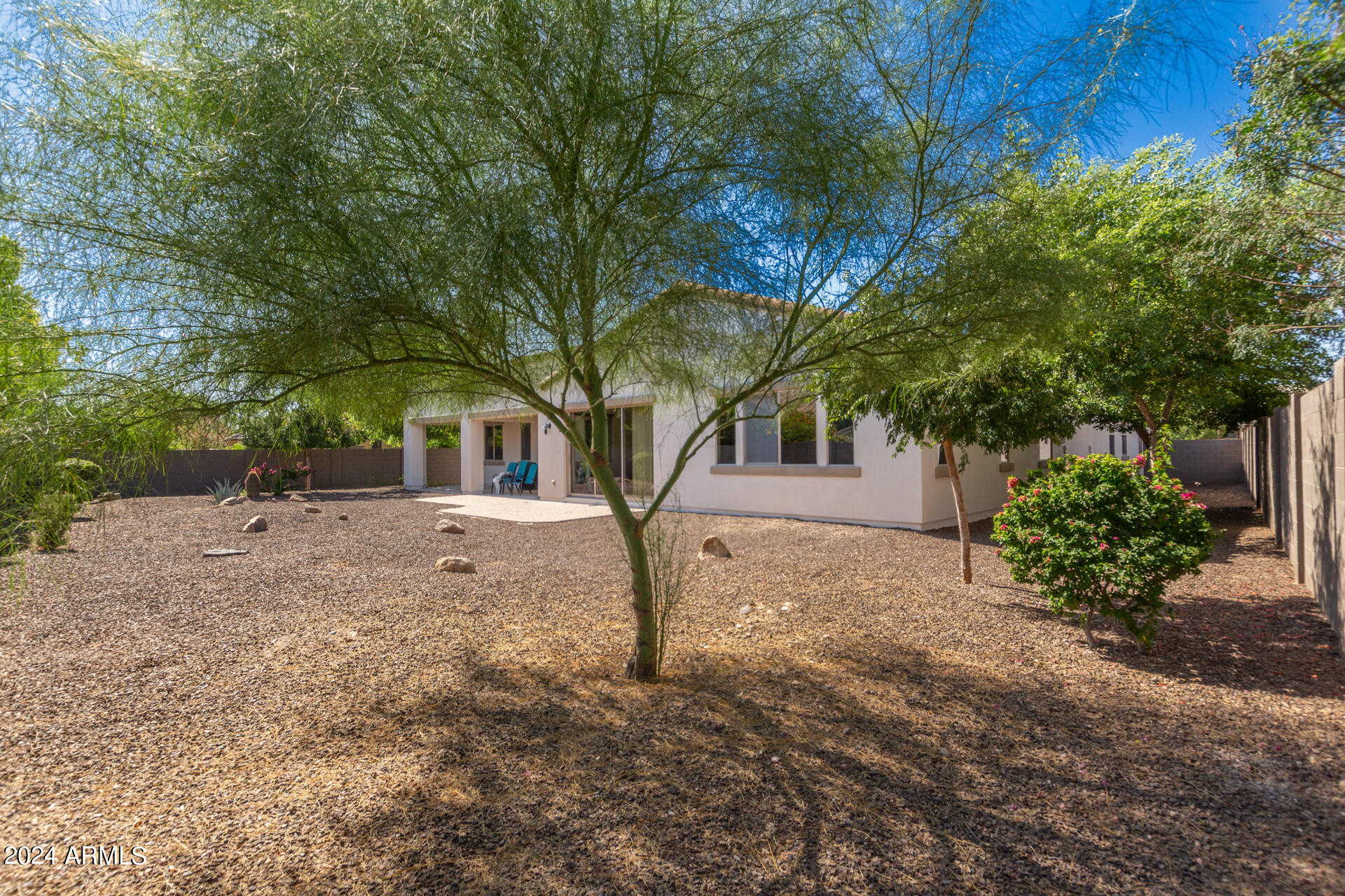7265 W ROWEL Road