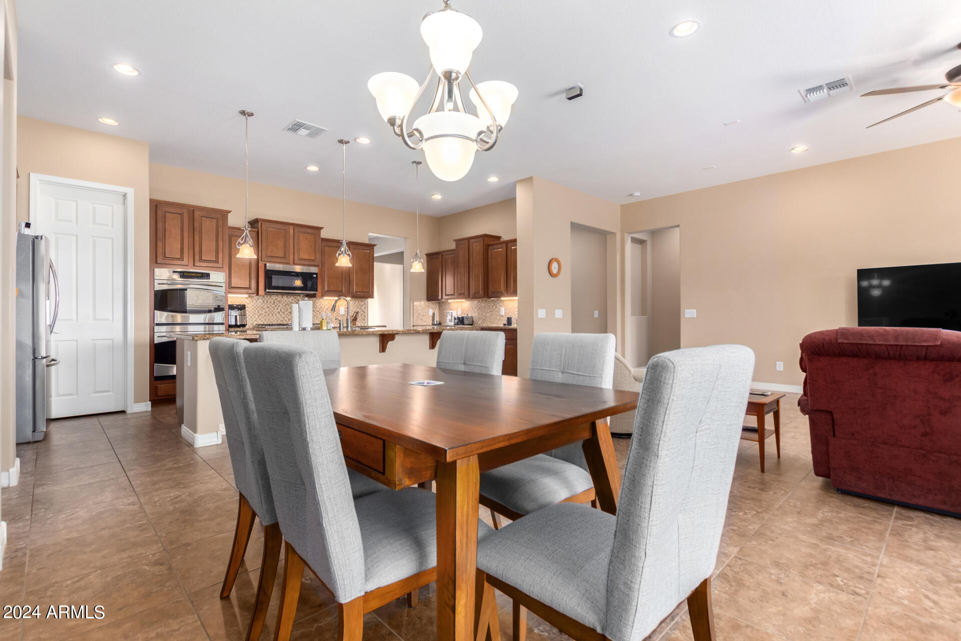 7265 W ROWEL Road