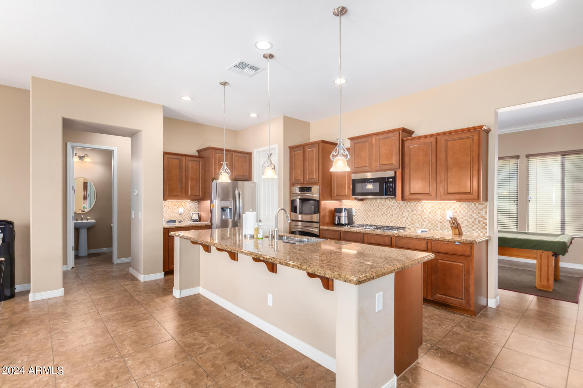 7265 W ROWEL Road