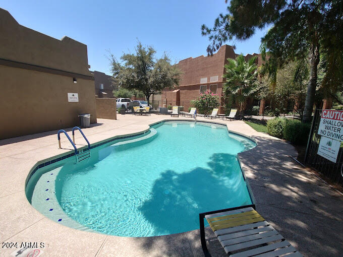 1718 W COLTER Street, 162