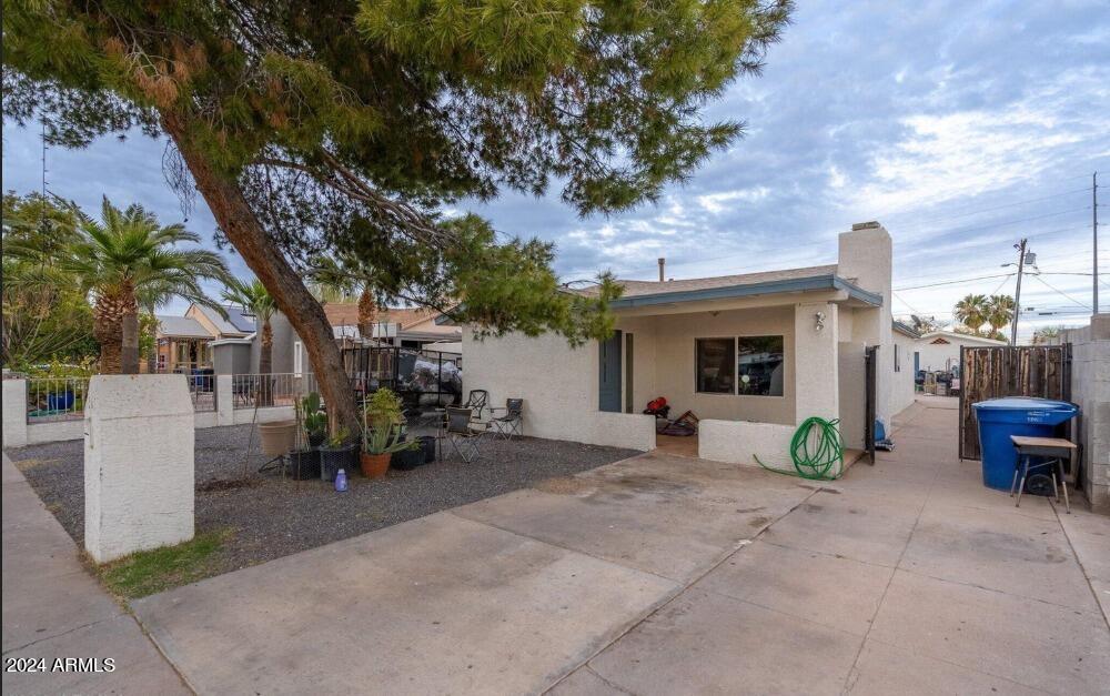 581 N COLORADO Street