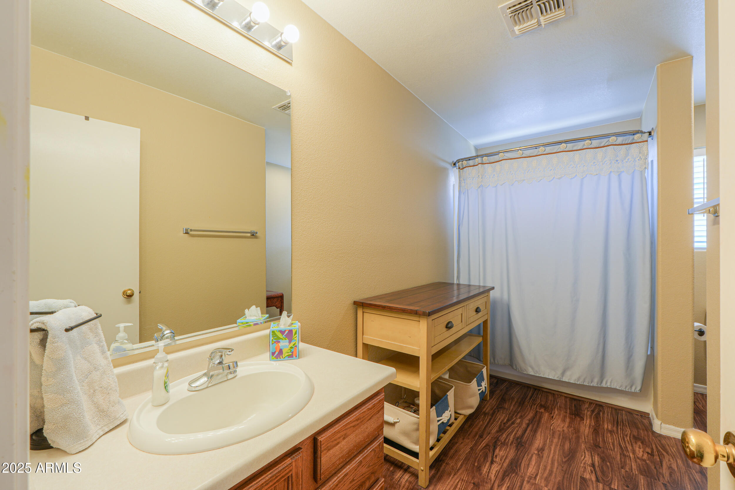 40160 W MARY LOU Drive