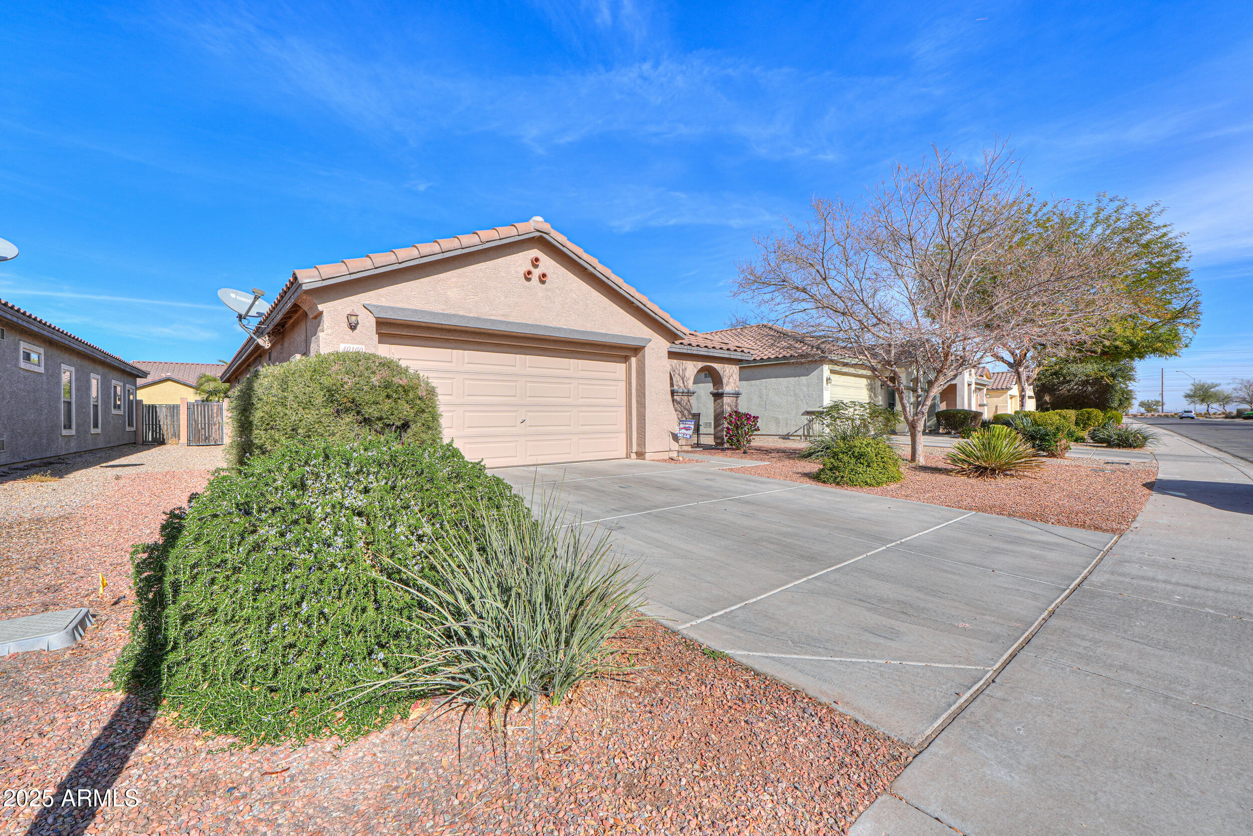 40160 W MARY LOU Drive