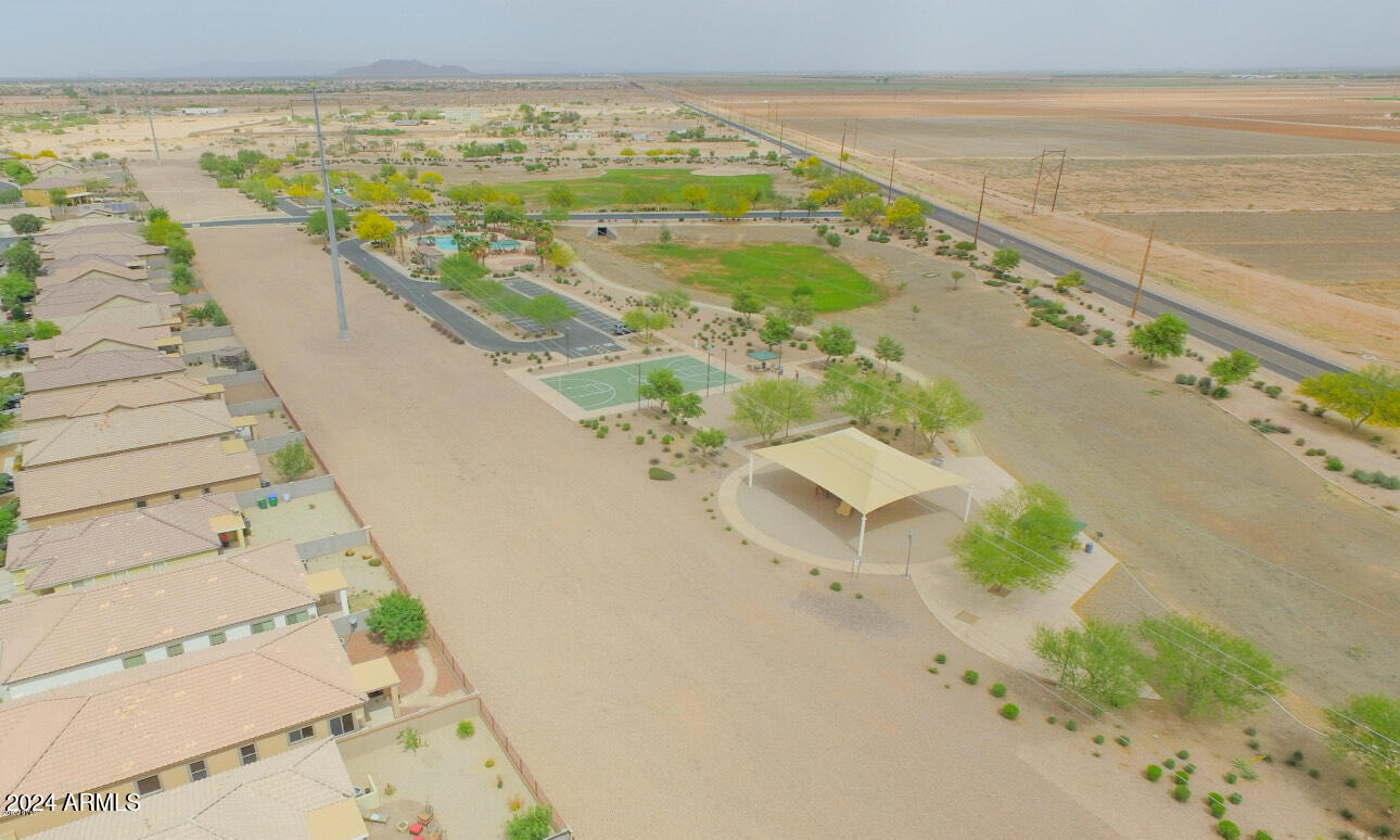 40160 W MARY LOU Drive