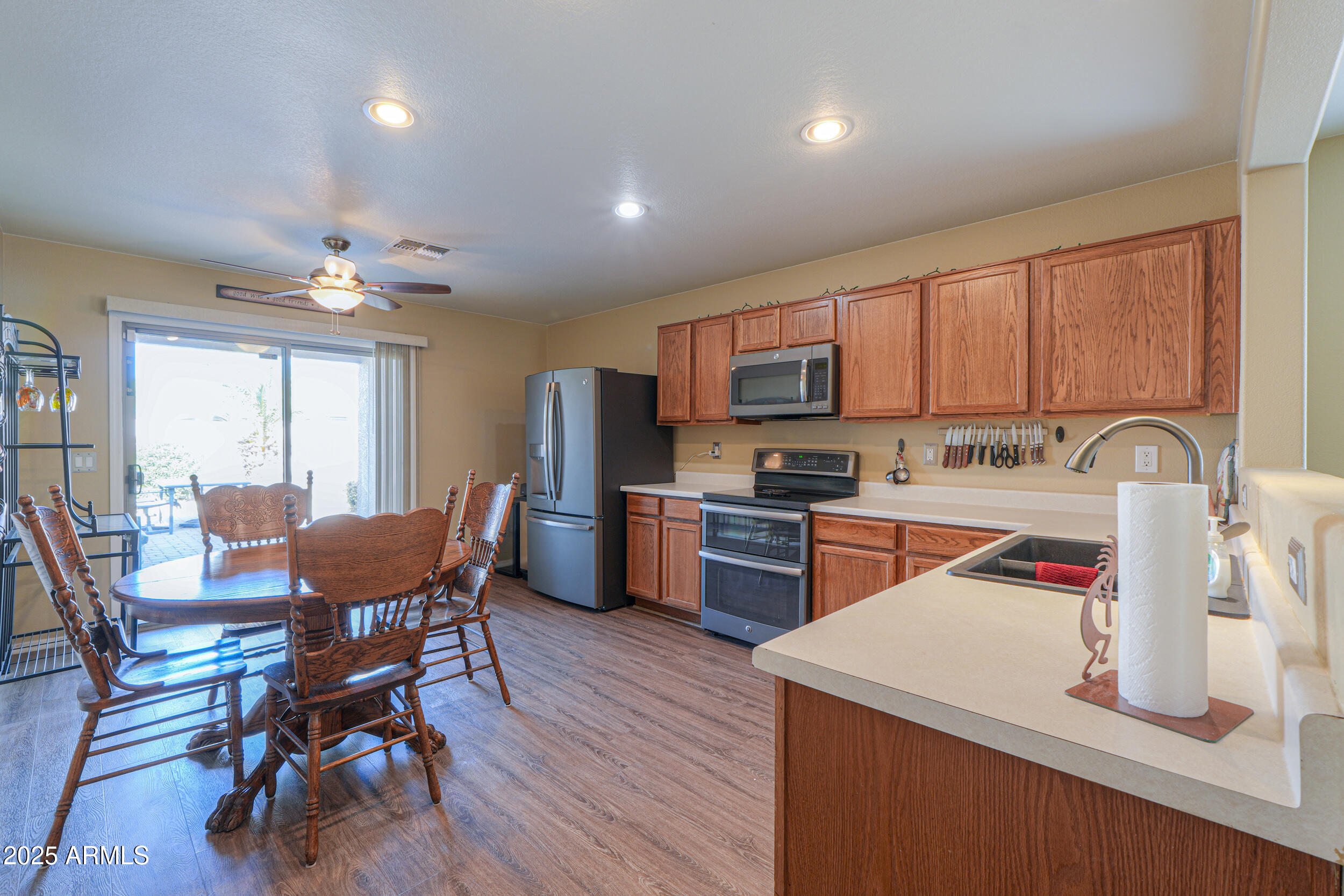 40160 W MARY LOU Drive