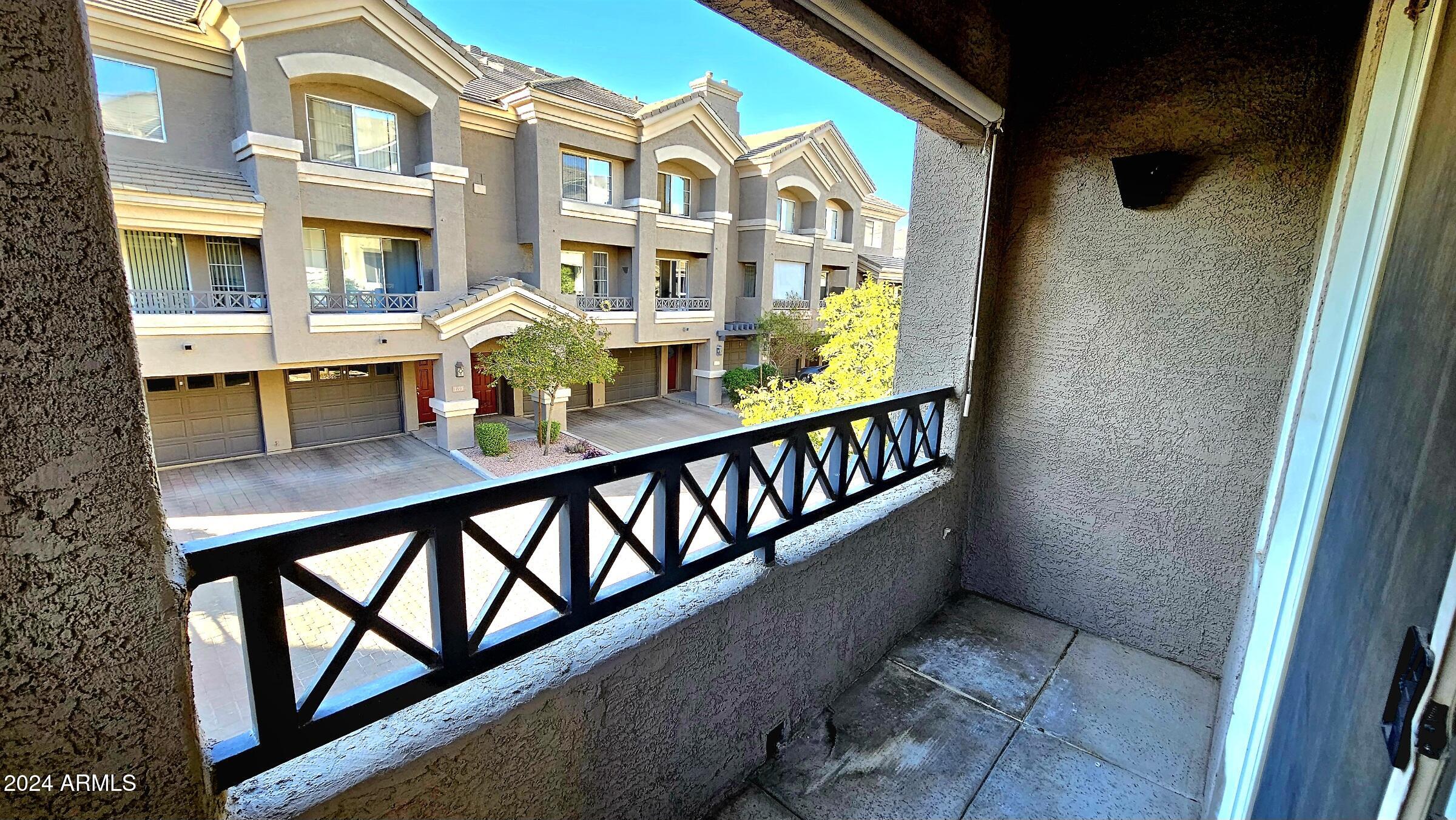 4465 E PARADISE VILLAGE Parkway S, 1191