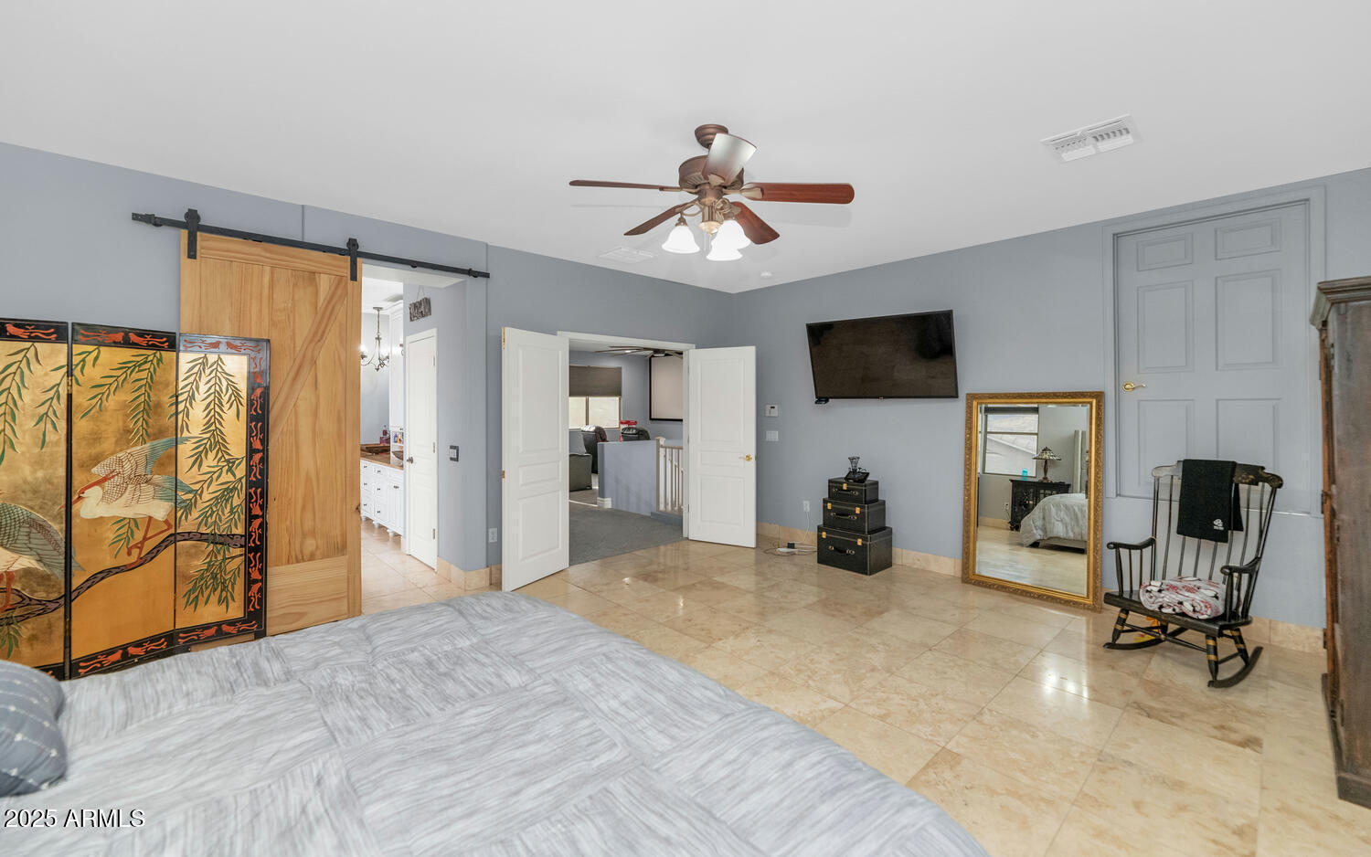 2739 W VIA BONA FORTUNA Drive