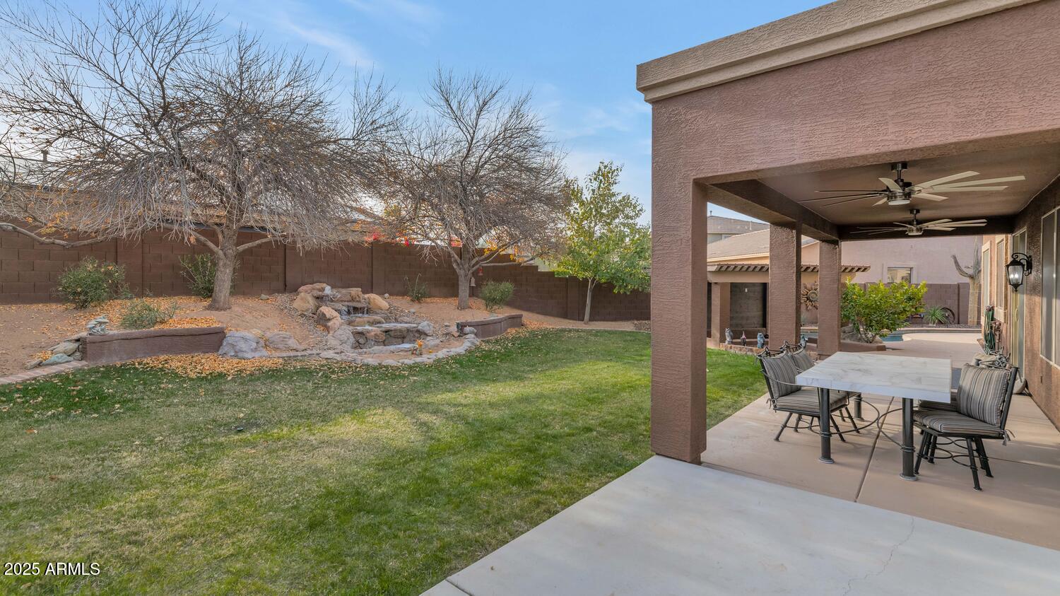 2739 W VIA BONA FORTUNA Drive
