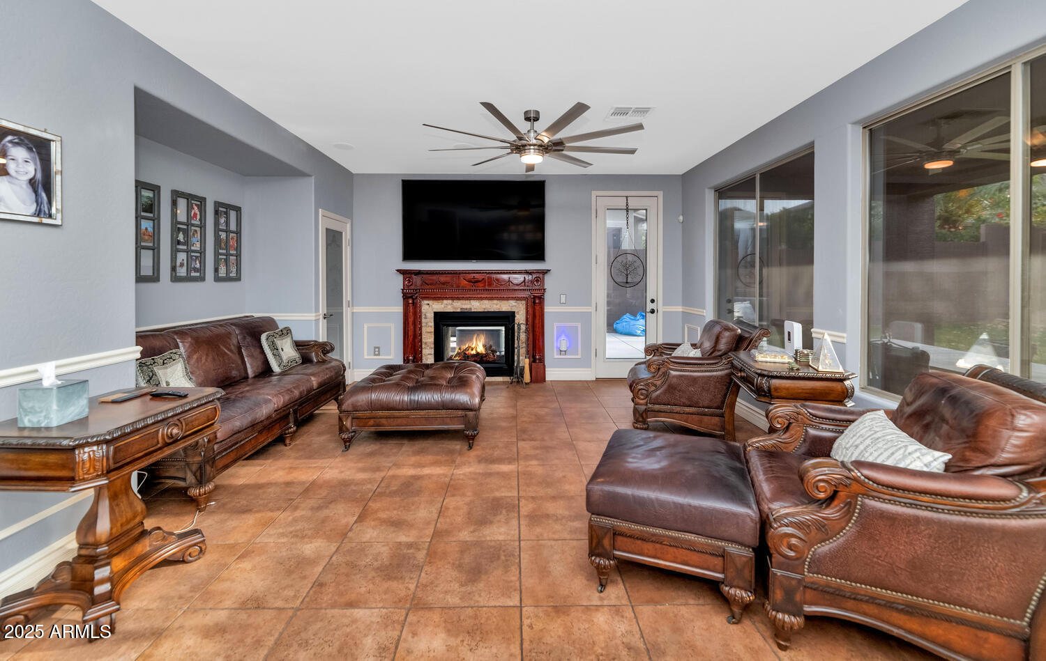 2739 W VIA BONA FORTUNA Drive