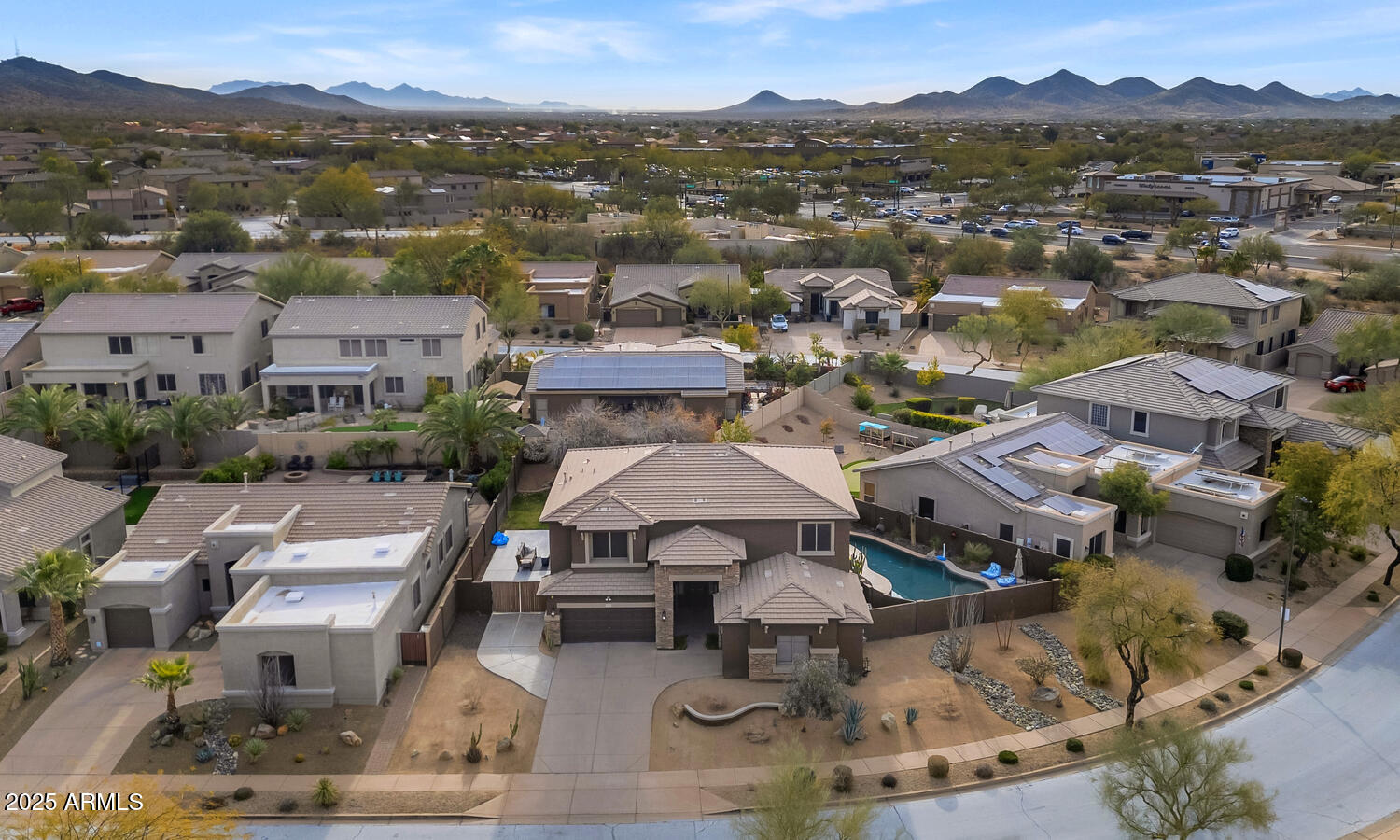 2739 W VIA BONA FORTUNA Drive