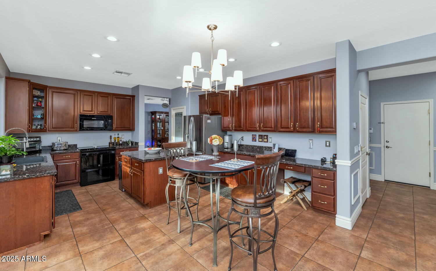2739 W VIA BONA FORTUNA Drive