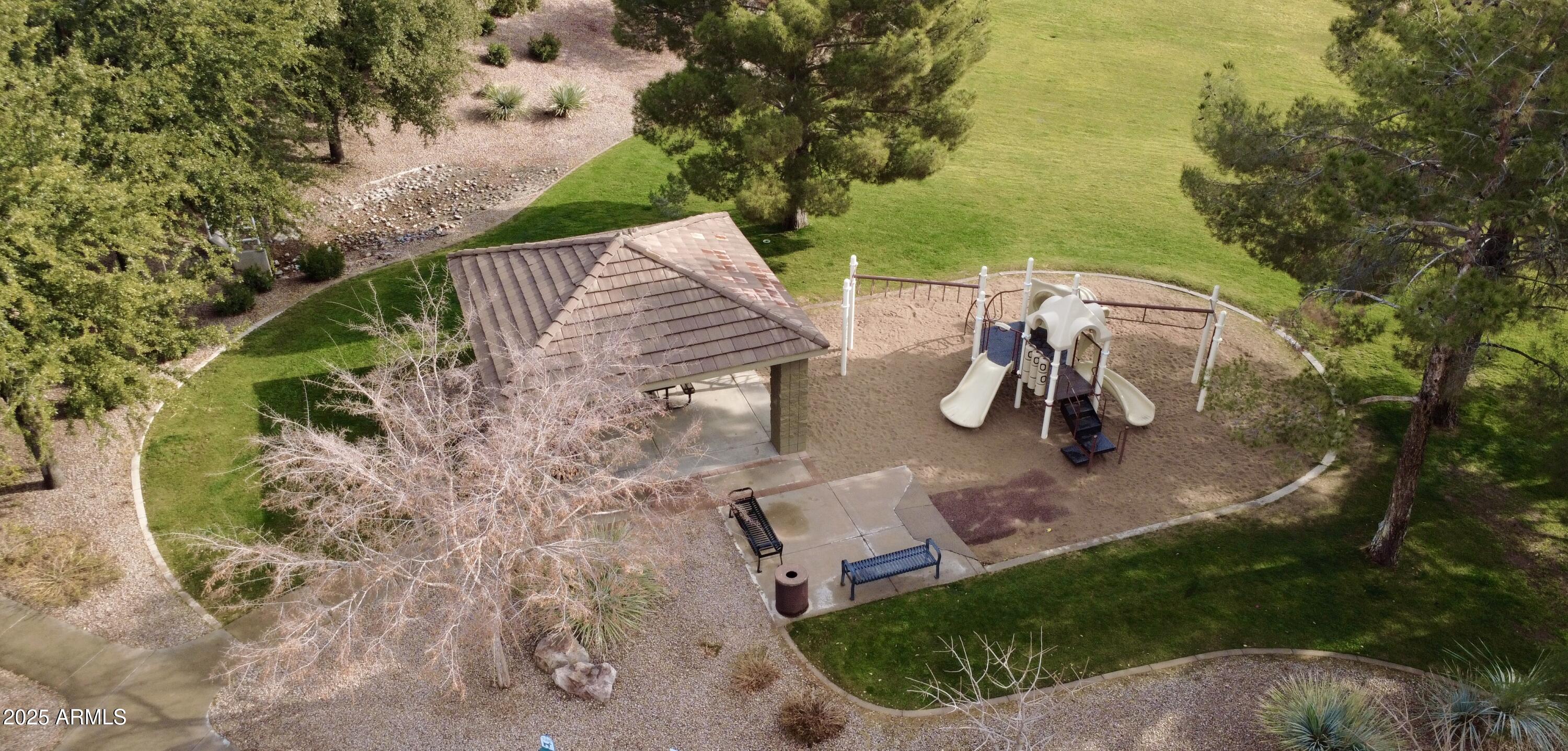 5414 E GLADE Avenue