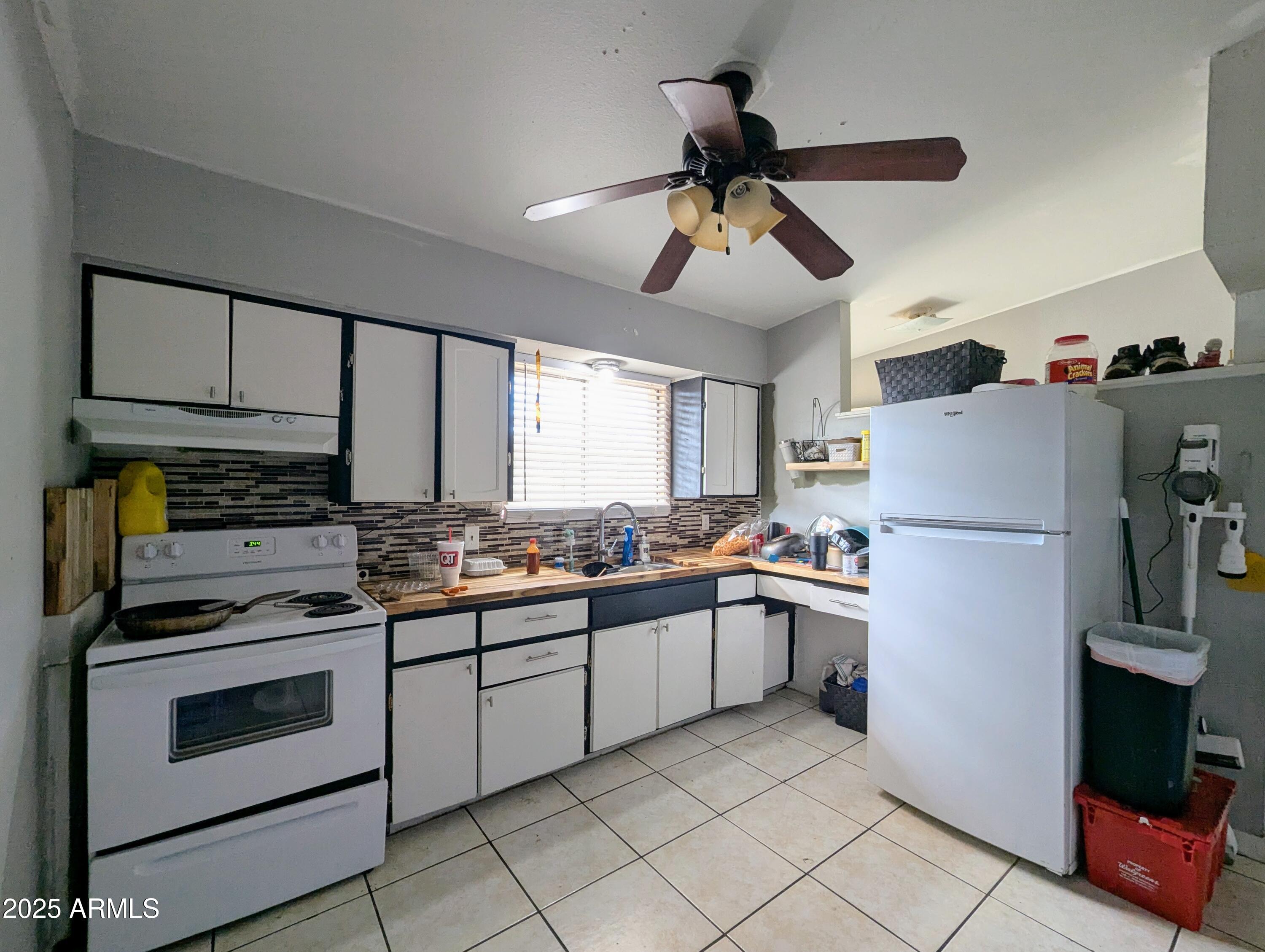 2210 W HEATHERBRAE Drive