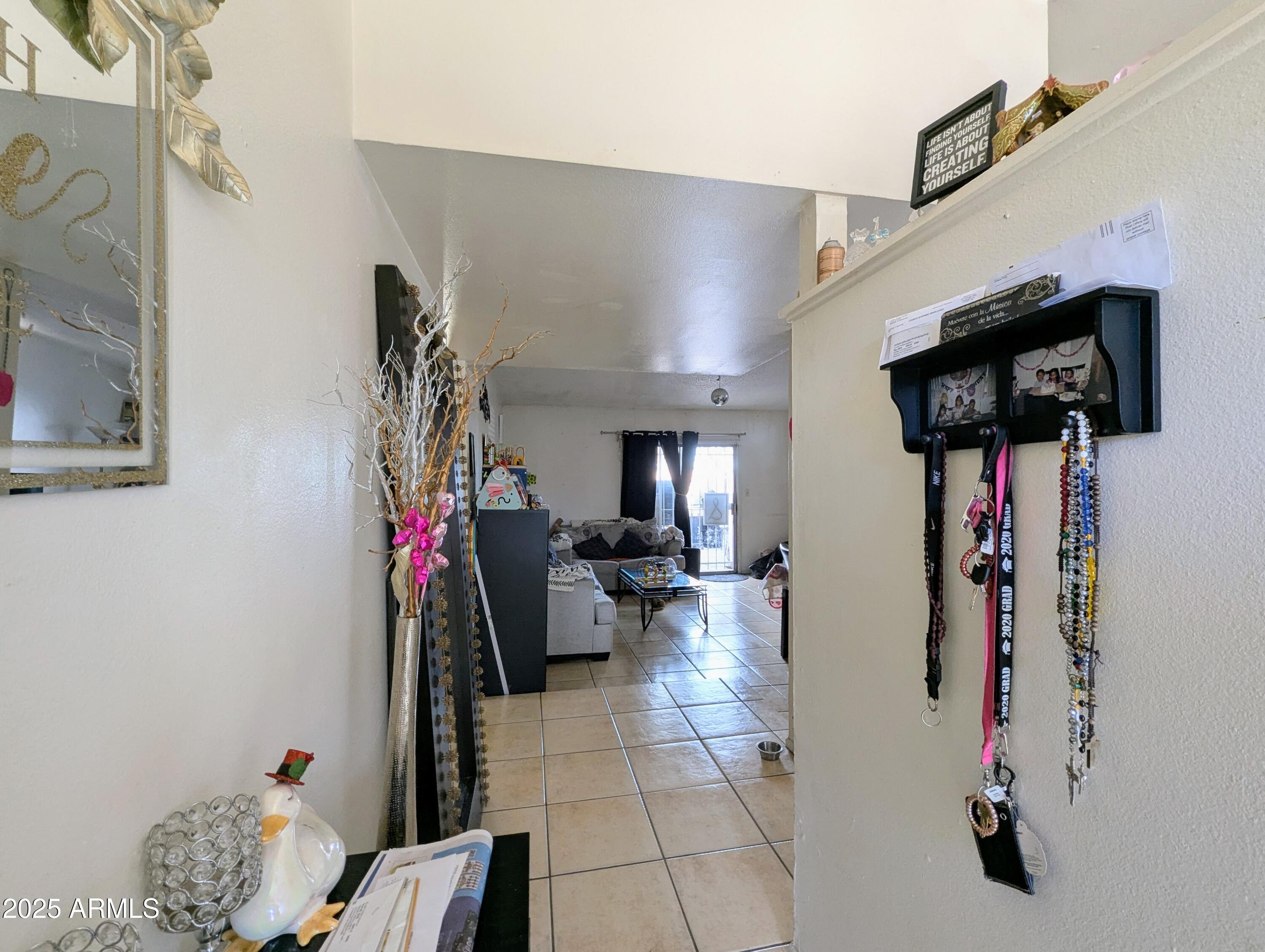 2210 W HEATHERBRAE Drive