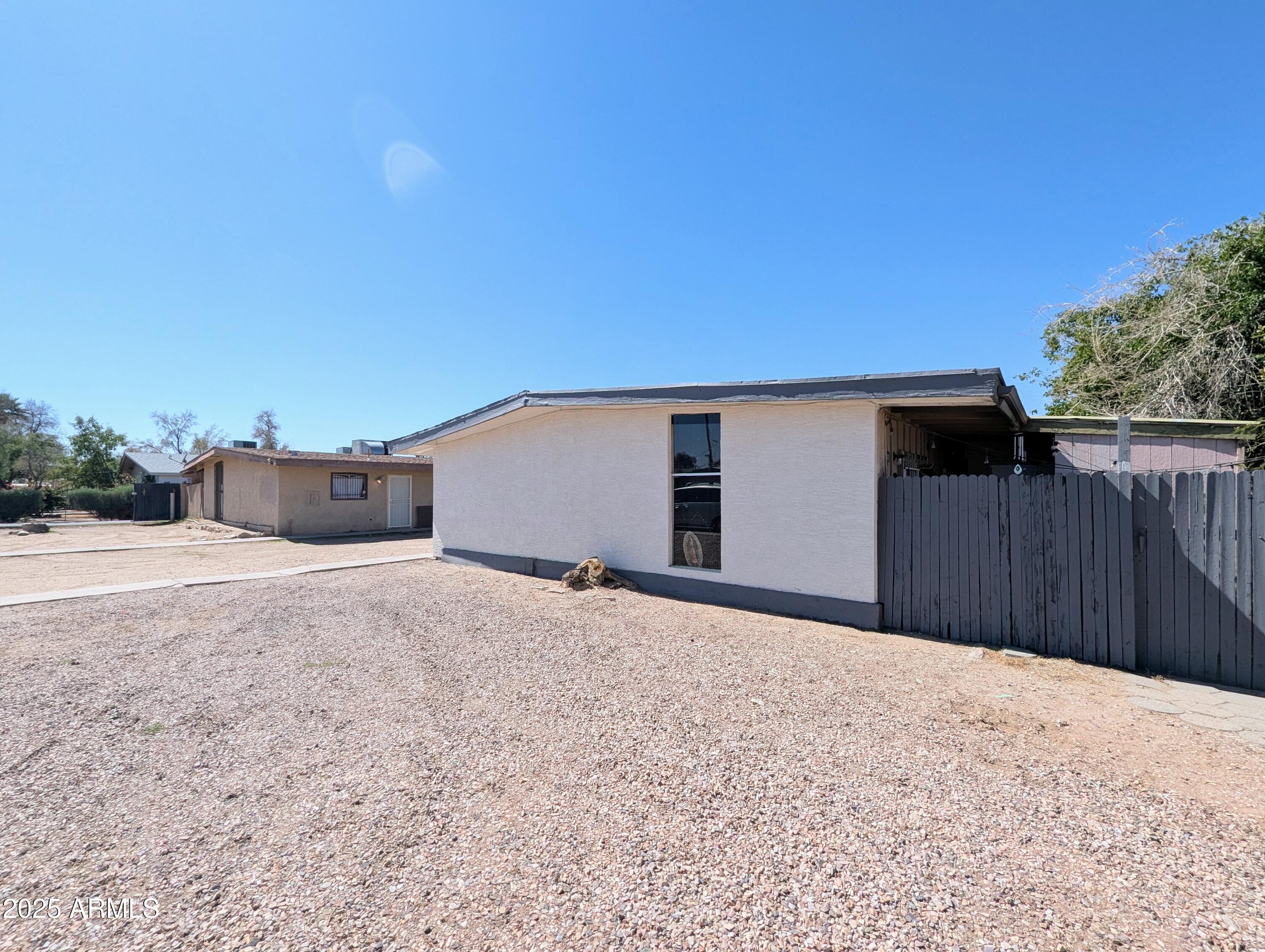 2210 W HEATHERBRAE Drive