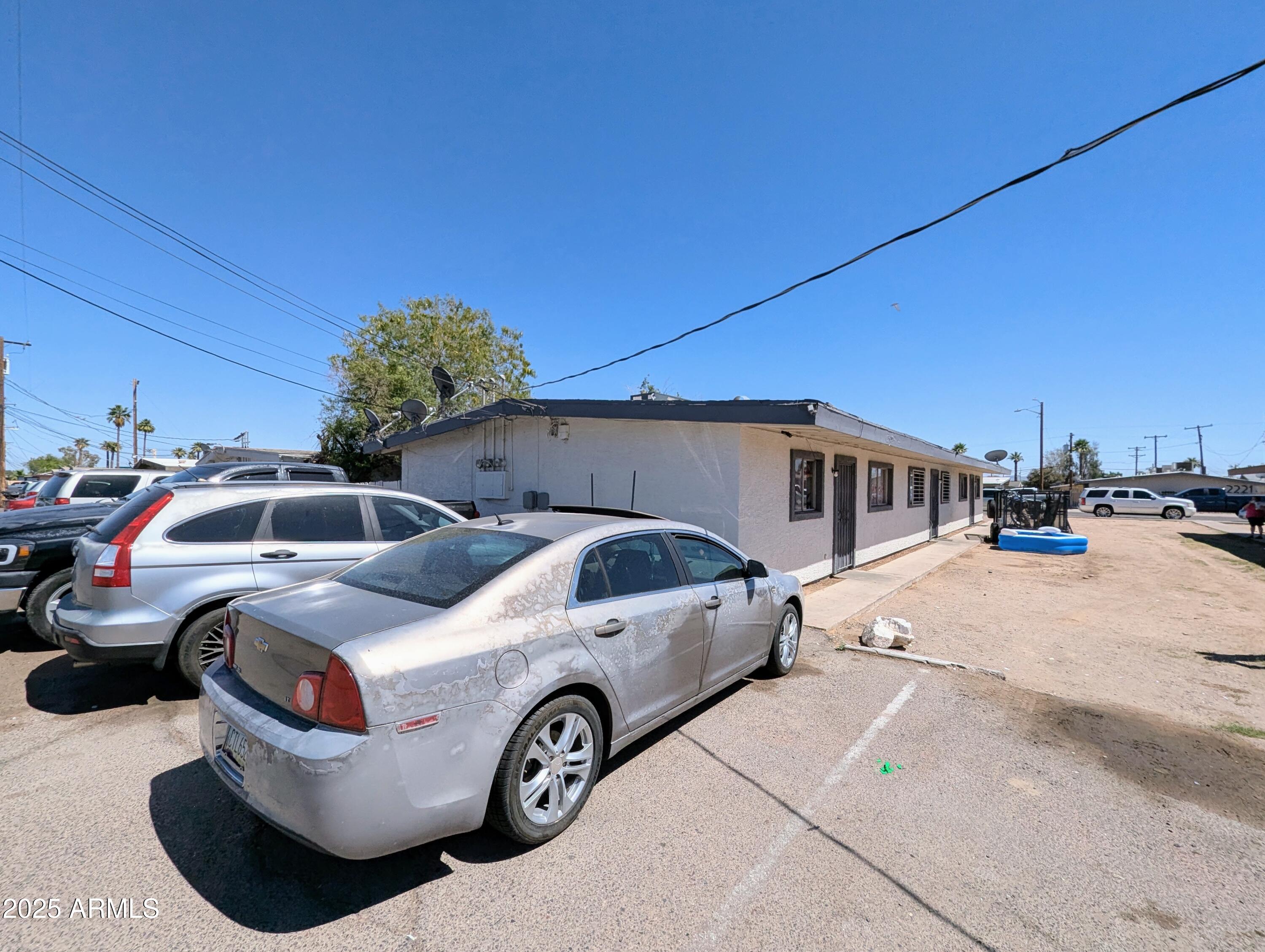 2210 W HEATHERBRAE Drive