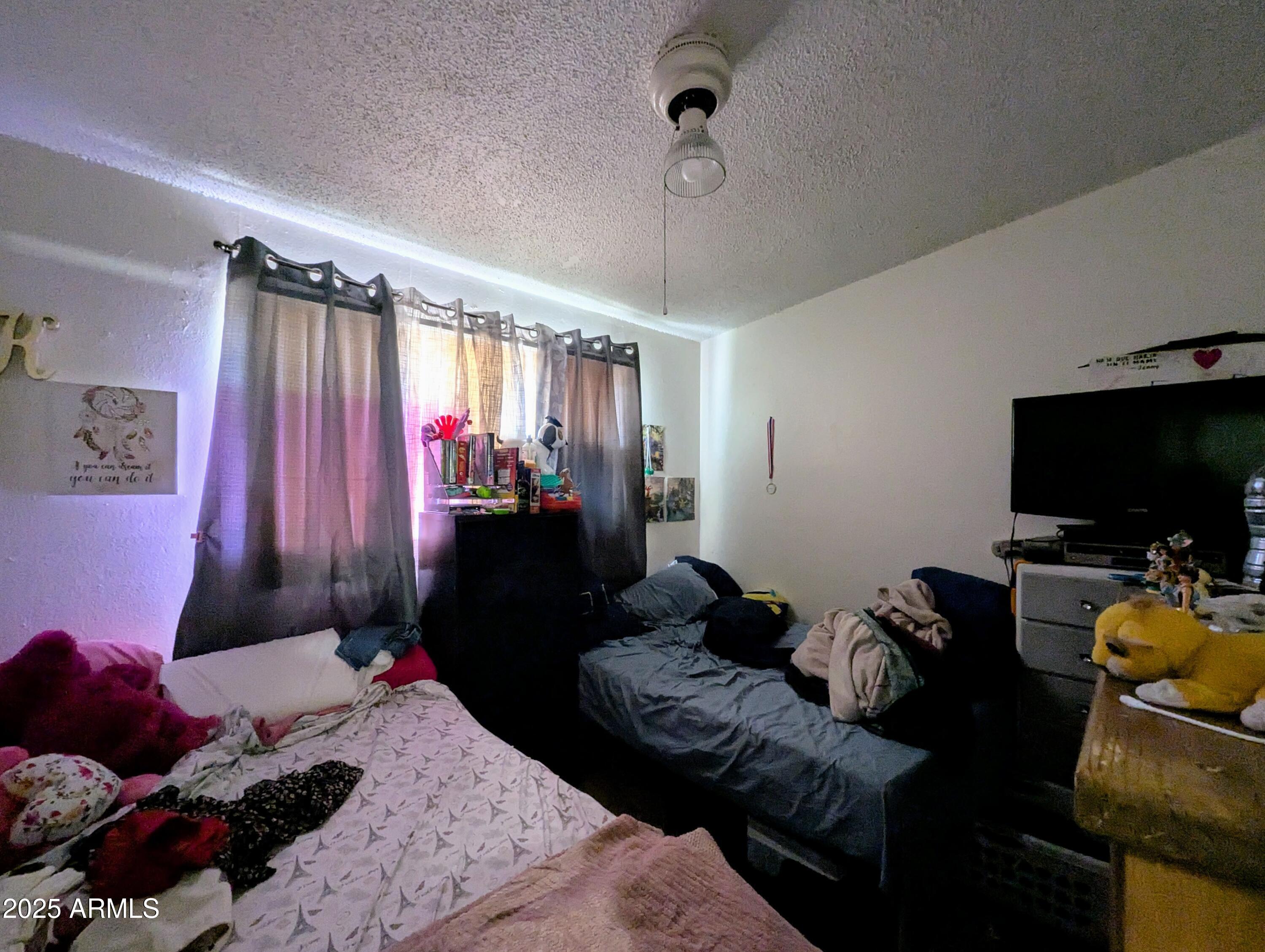 2210 W HEATHERBRAE Drive