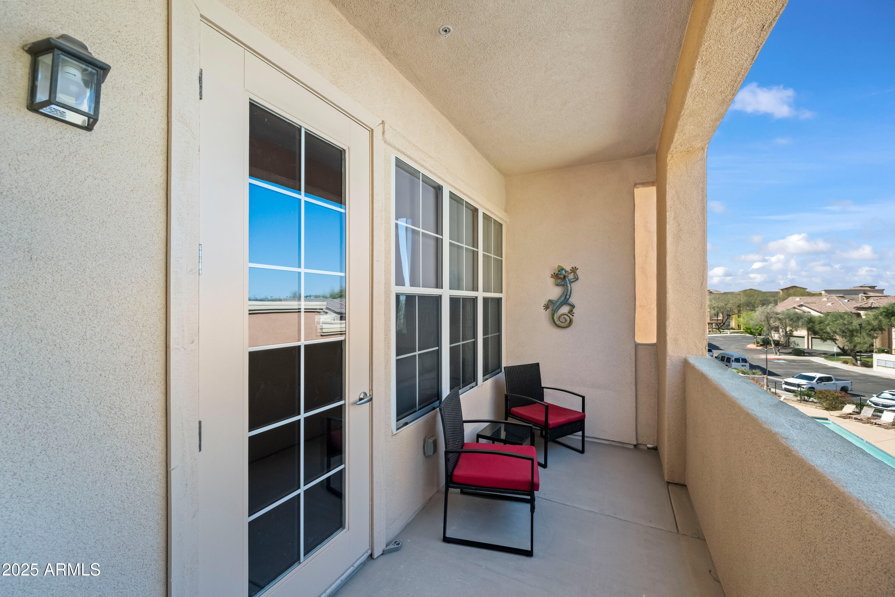 14575 W MOUNTAIN VIEW Boulevard, 11310
