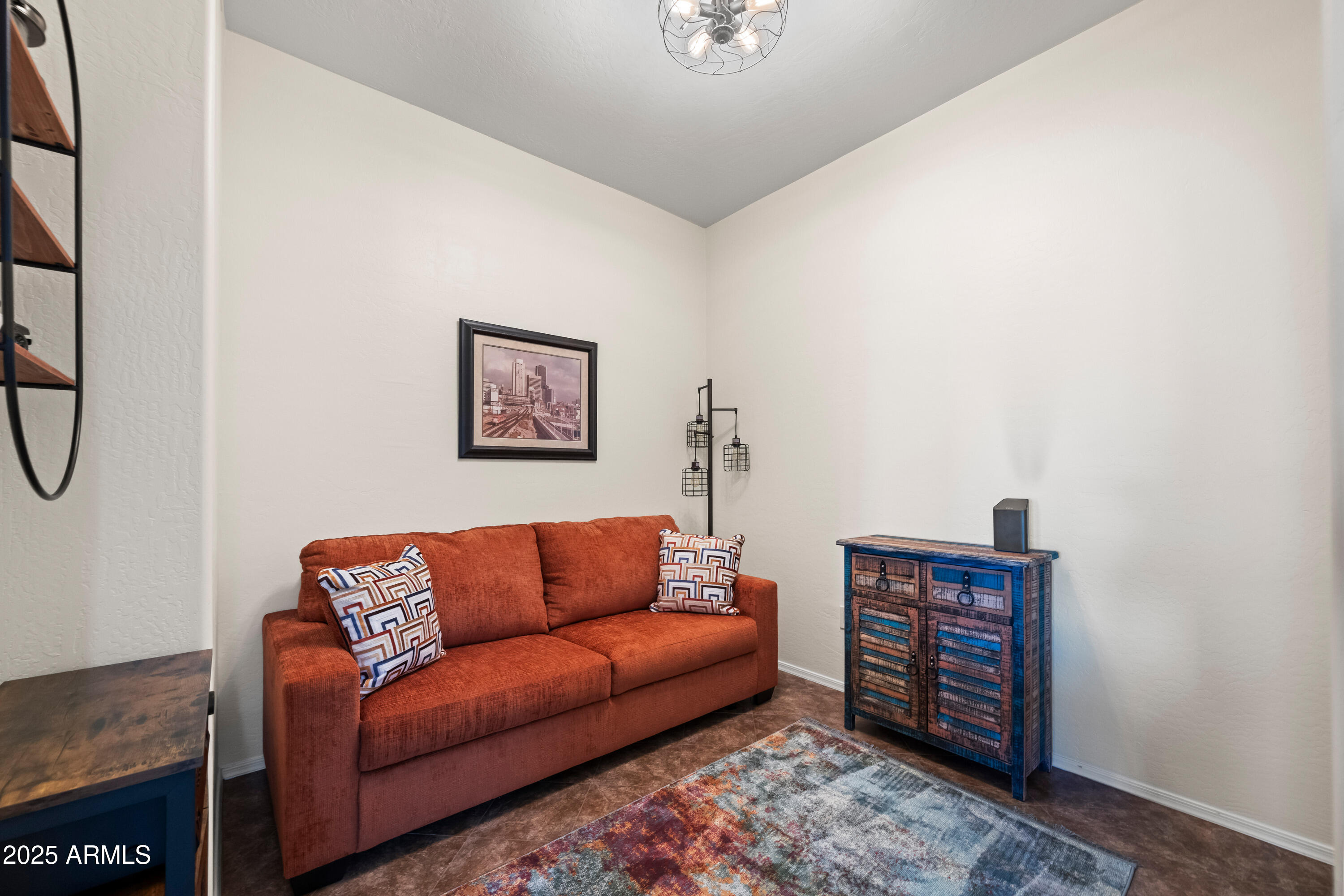 14575 W MOUNTAIN VIEW Boulevard, 11310