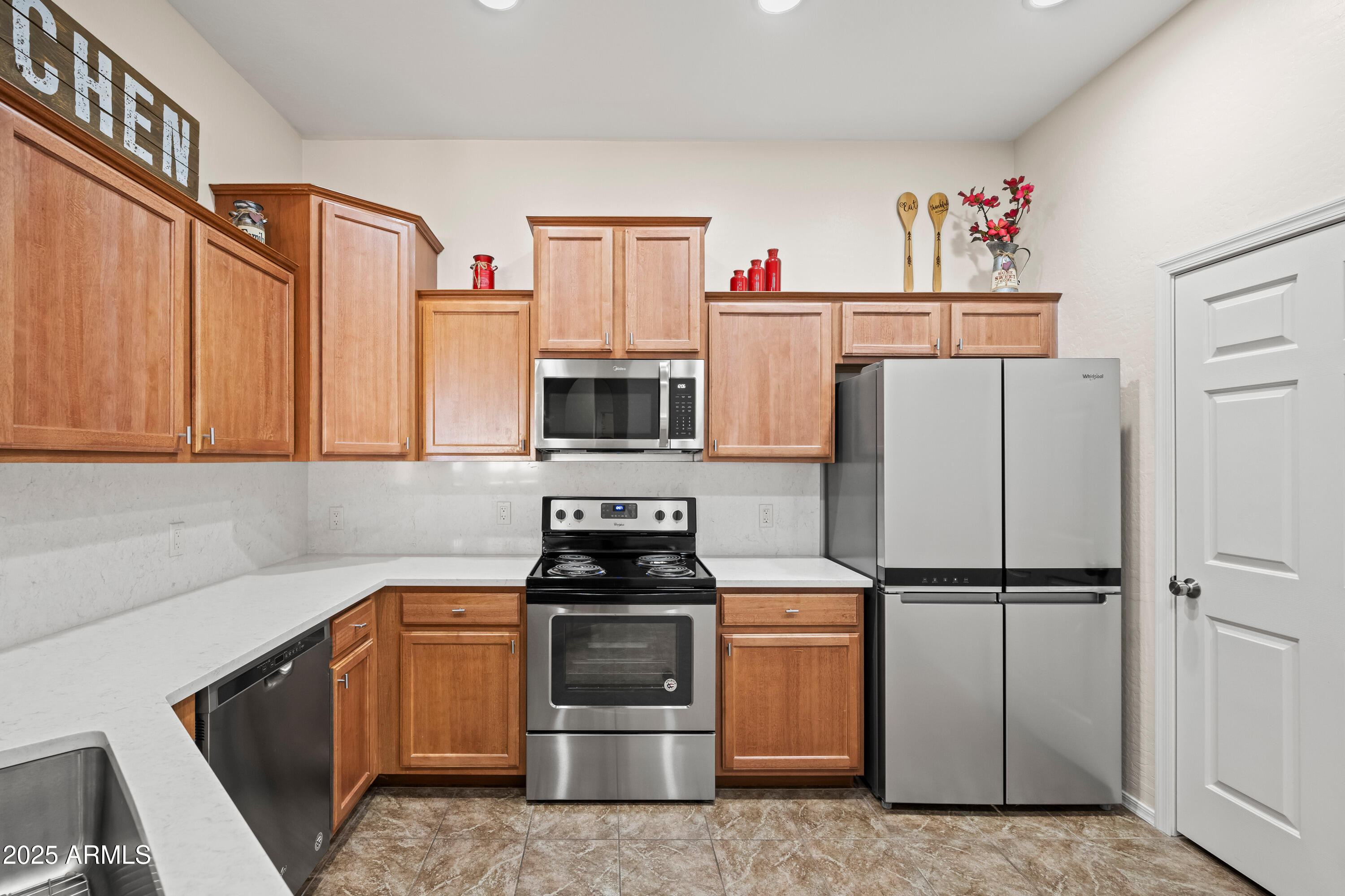 14575 W MOUNTAIN VIEW Boulevard, 11310