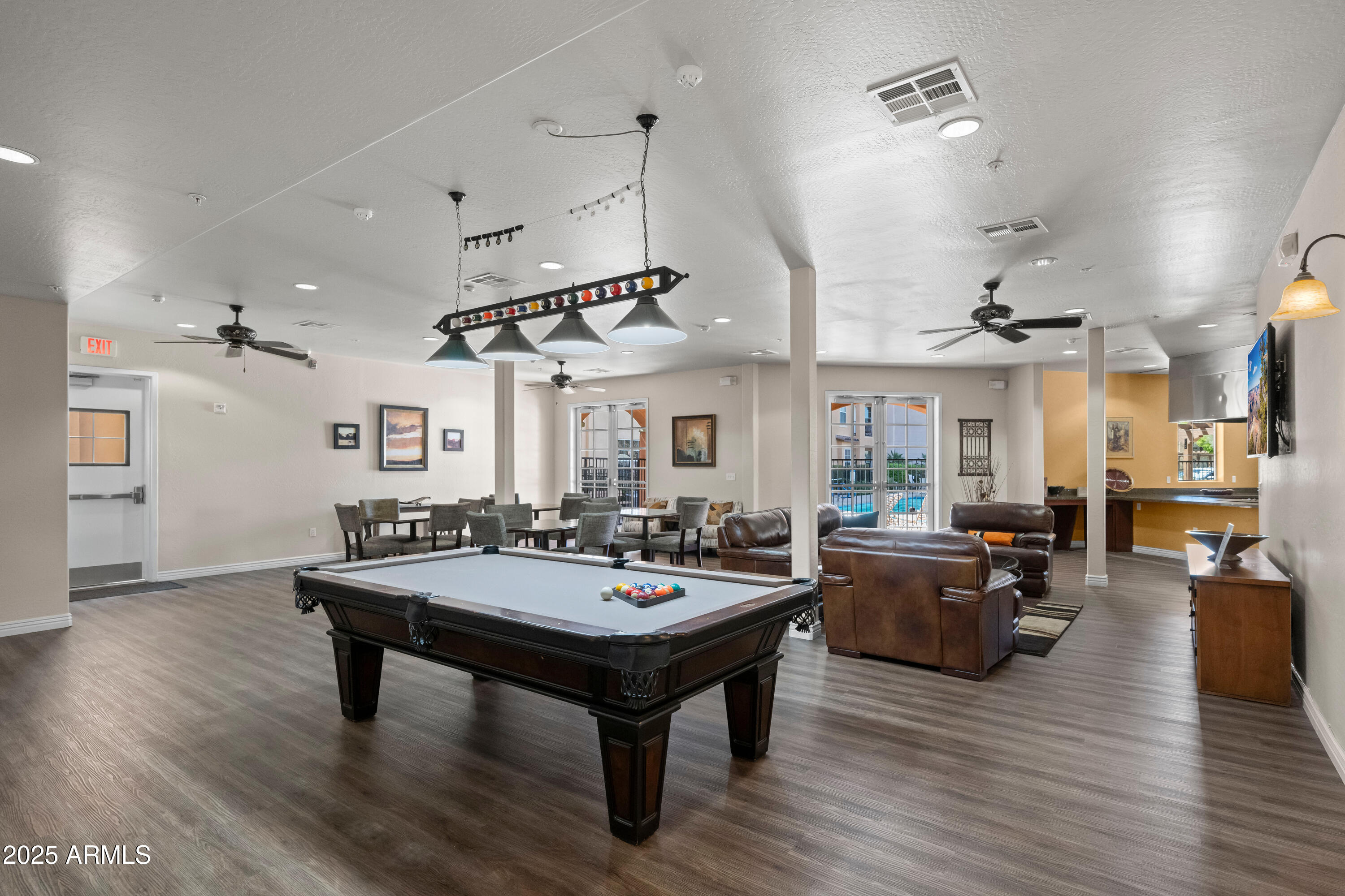 14575 W MOUNTAIN VIEW Boulevard, 11310