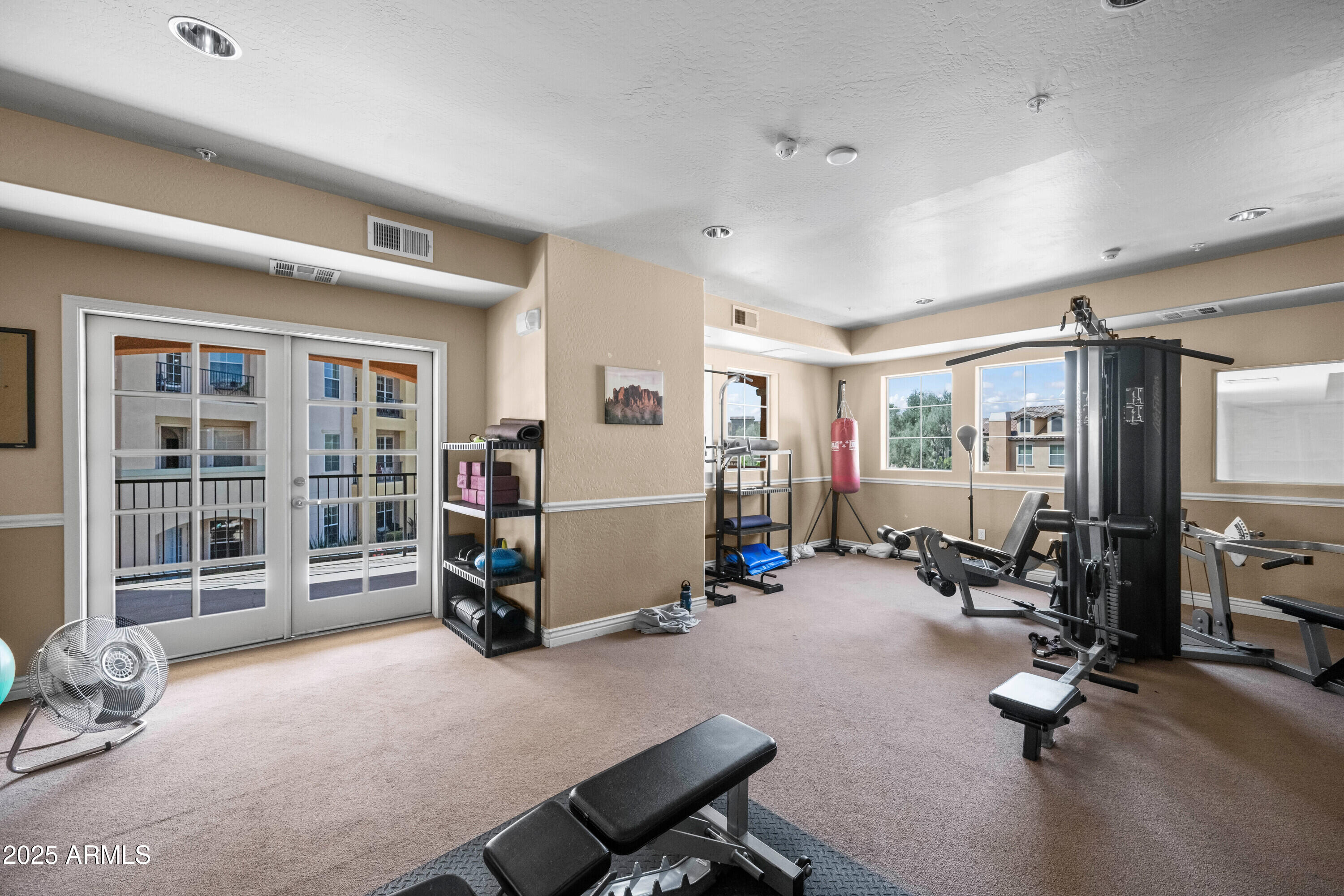 14575 W MOUNTAIN VIEW Boulevard, 11310