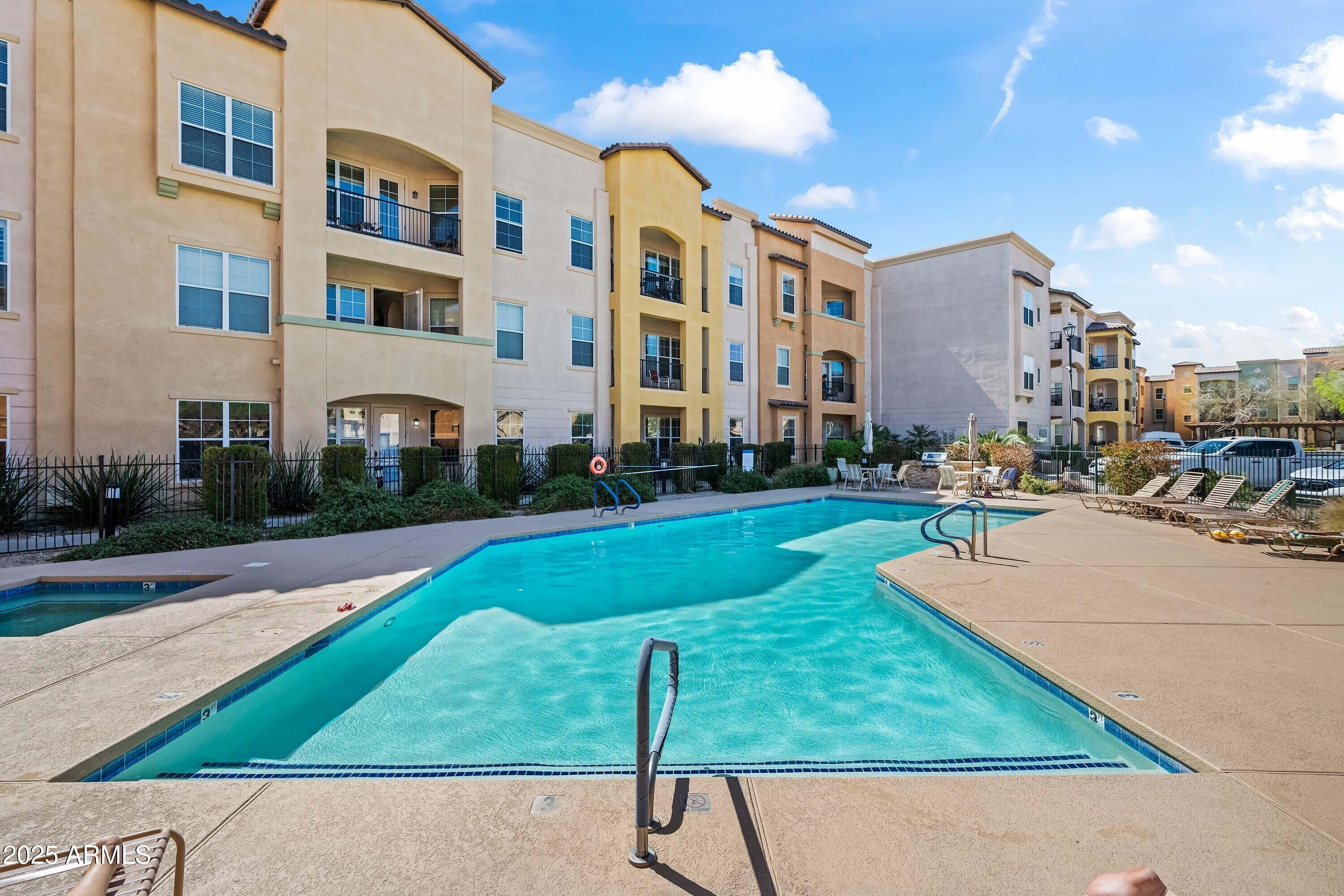 14575 W MOUNTAIN VIEW Boulevard, 11310