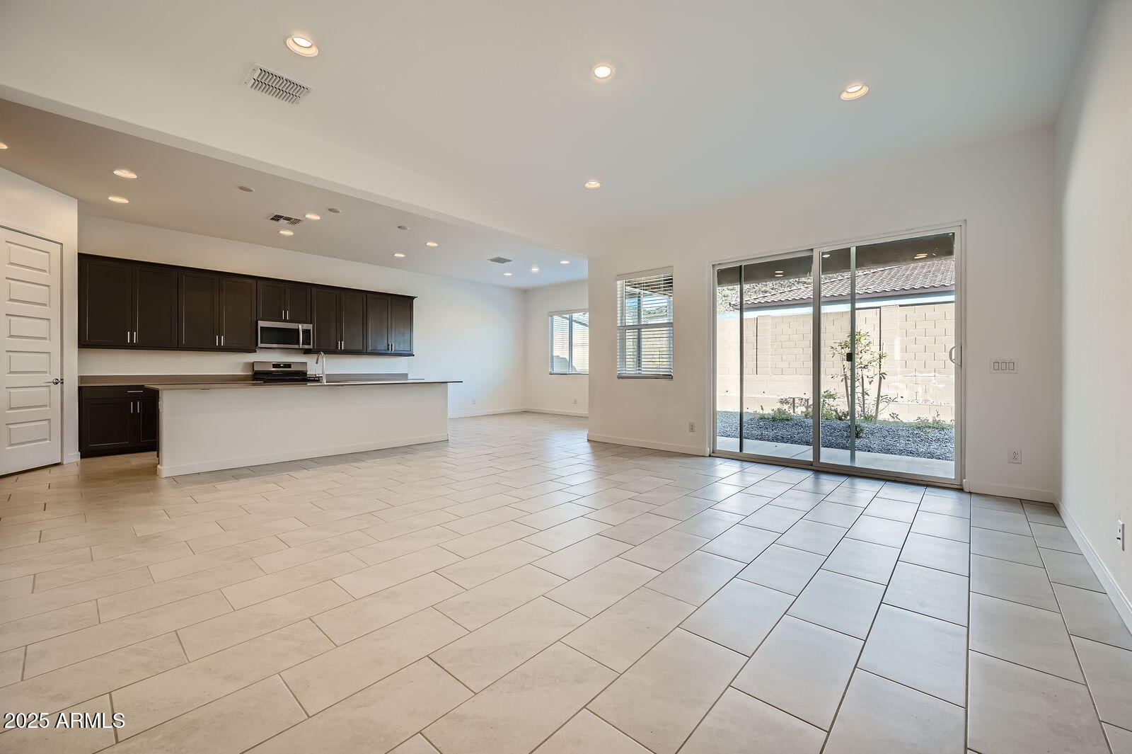 3252 W PEAK VIEW Road