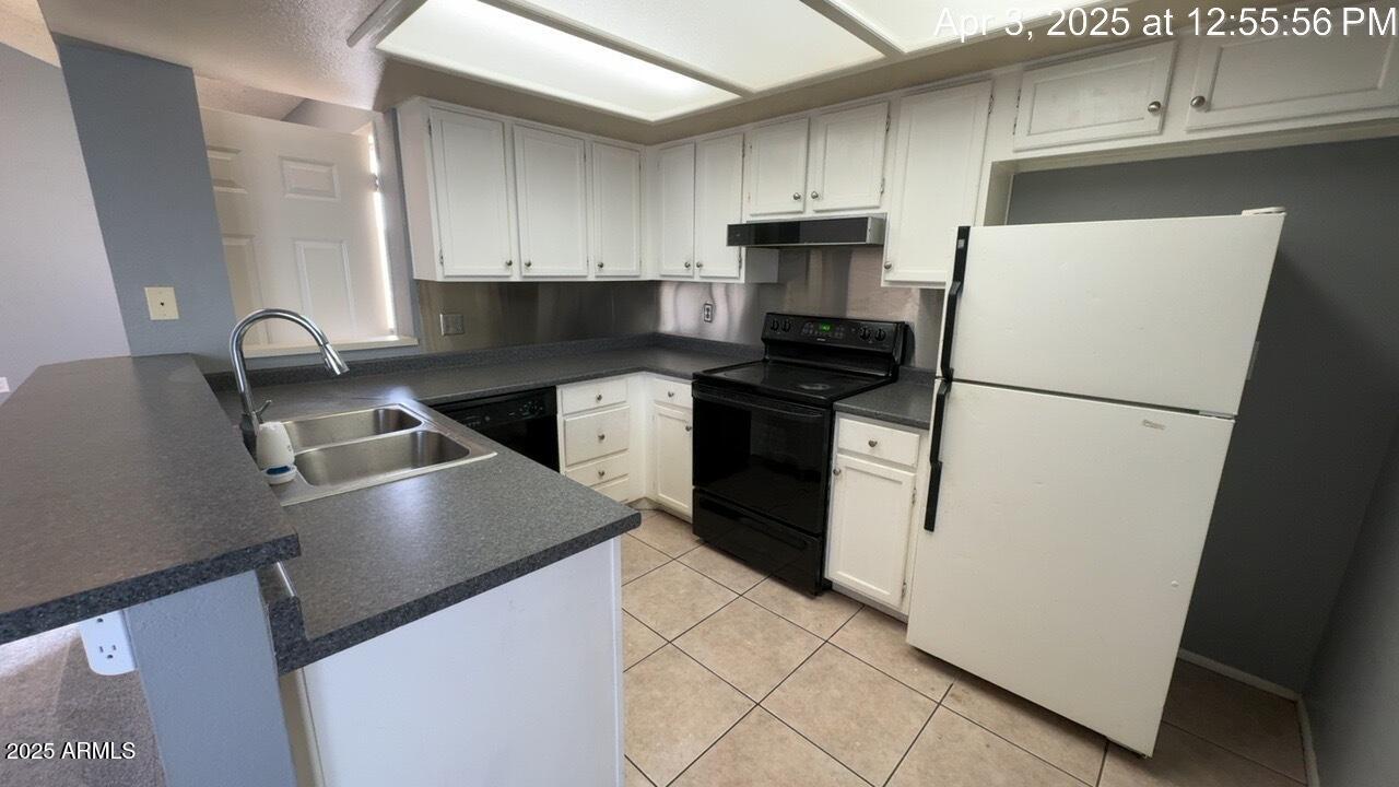 9209 N 59TH Avenue, 206