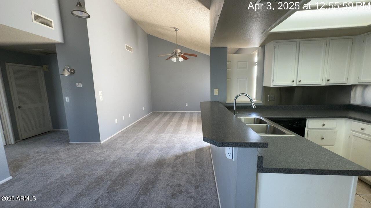 9209 N 59TH Avenue, 206