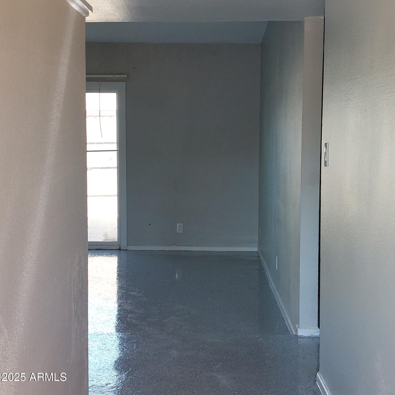 2202 W HEATHERBRAE Drive