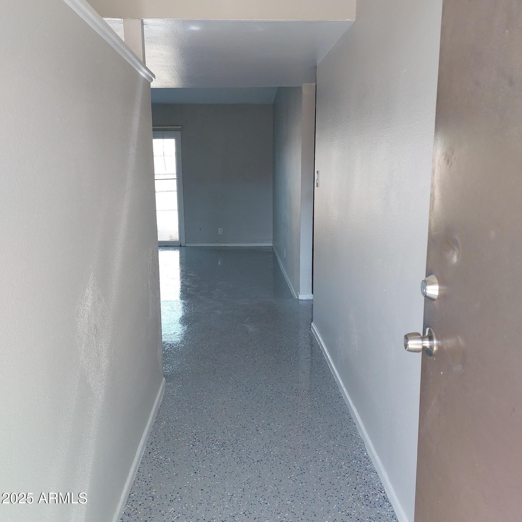 2202 W HEATHERBRAE Drive