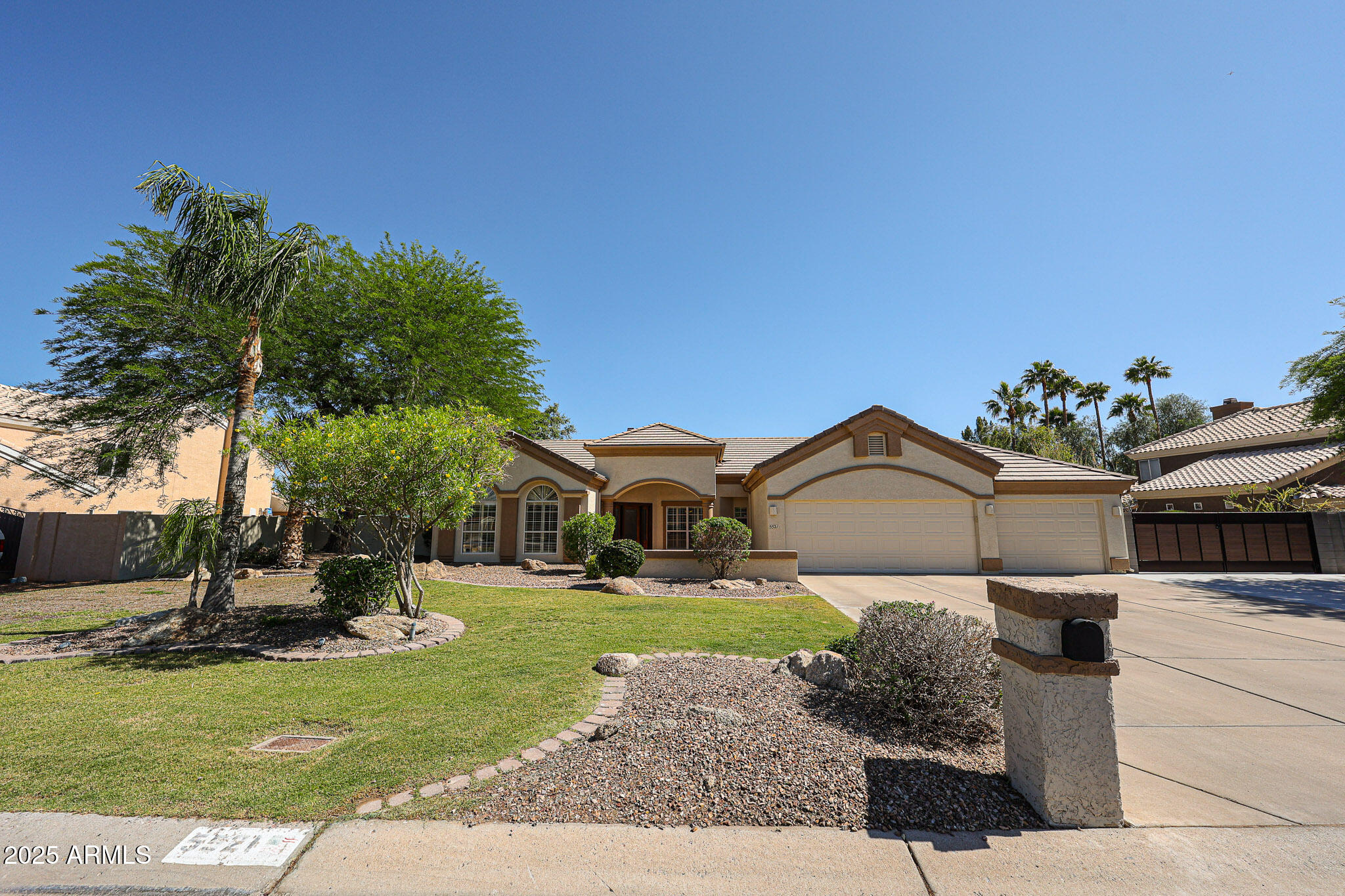 5521 W NORTHWOOD Drive