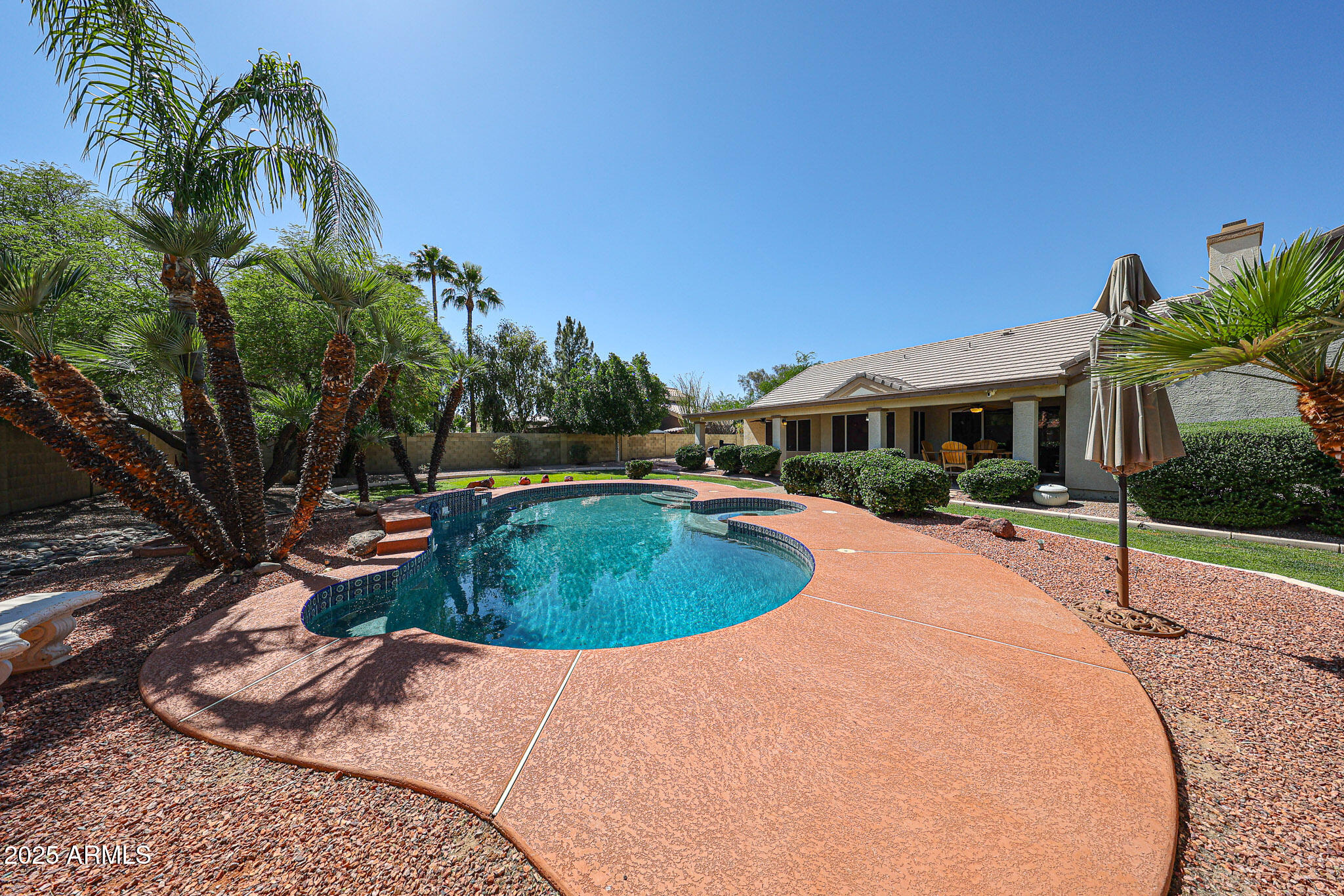 5521 W NORTHWOOD Drive
