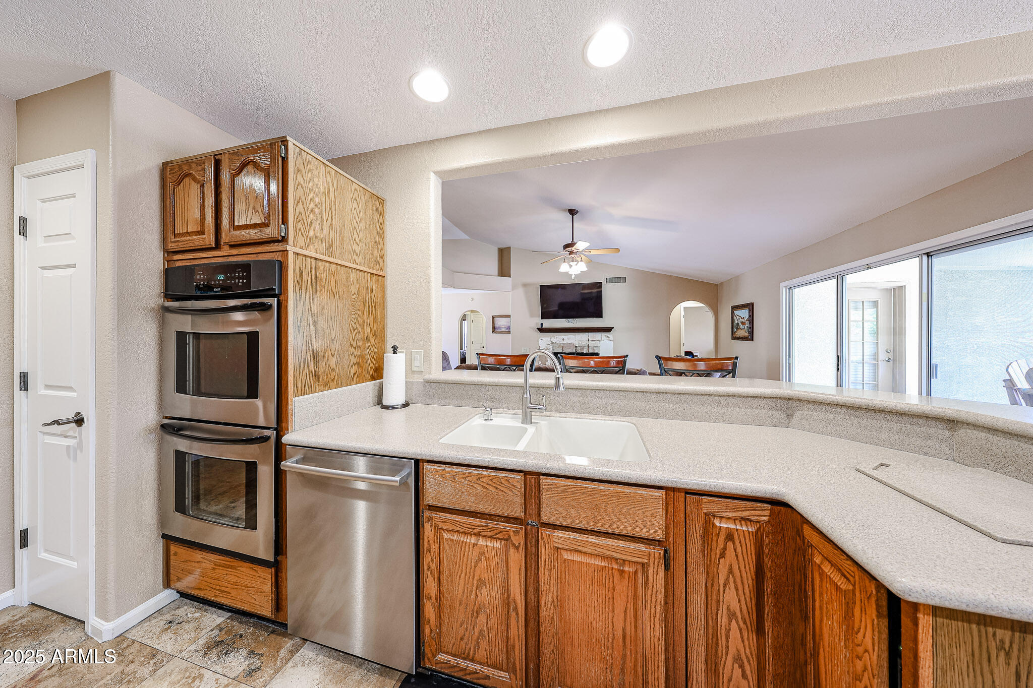 5521 W NORTHWOOD Drive