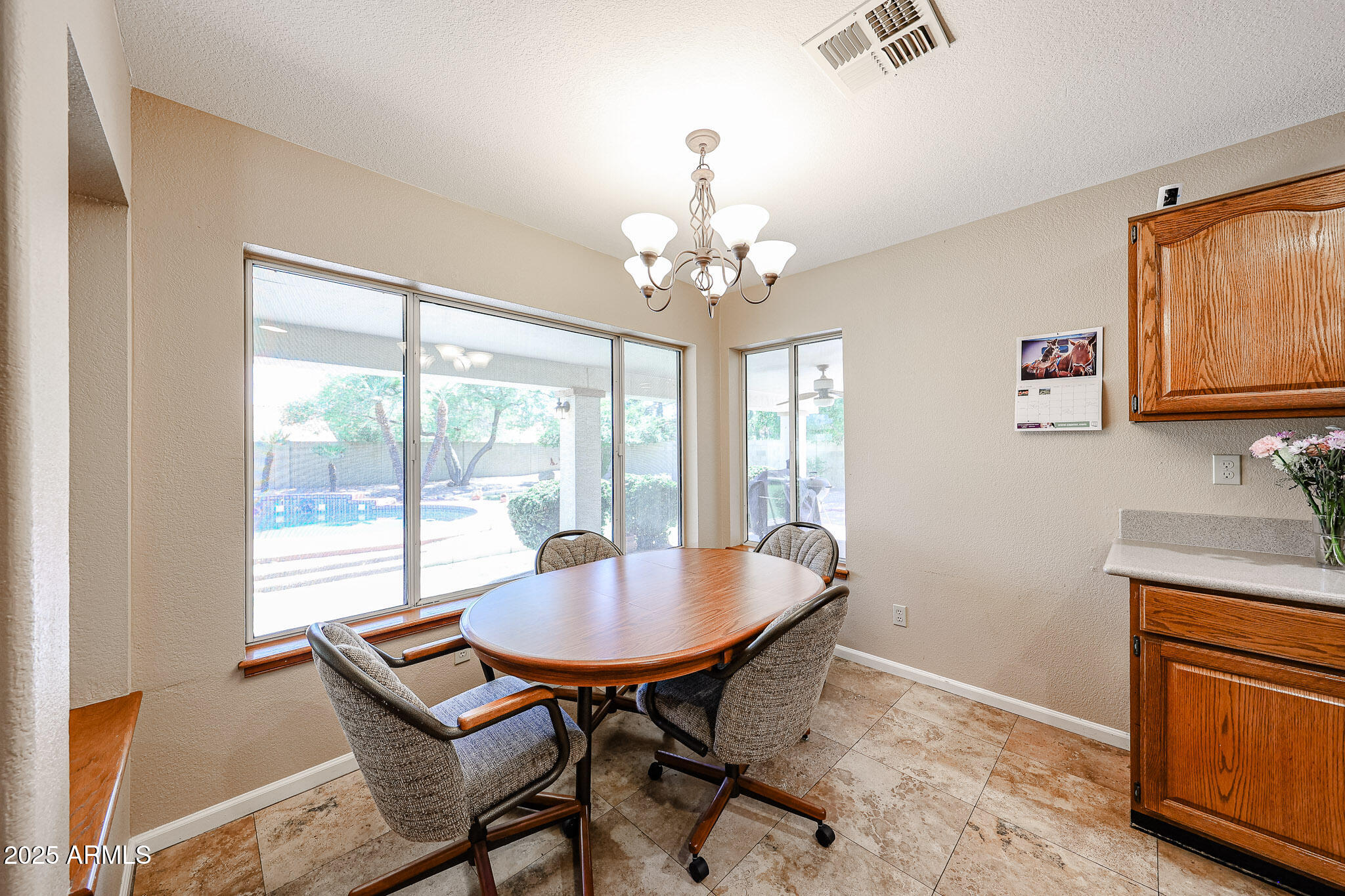 5521 W NORTHWOOD Drive