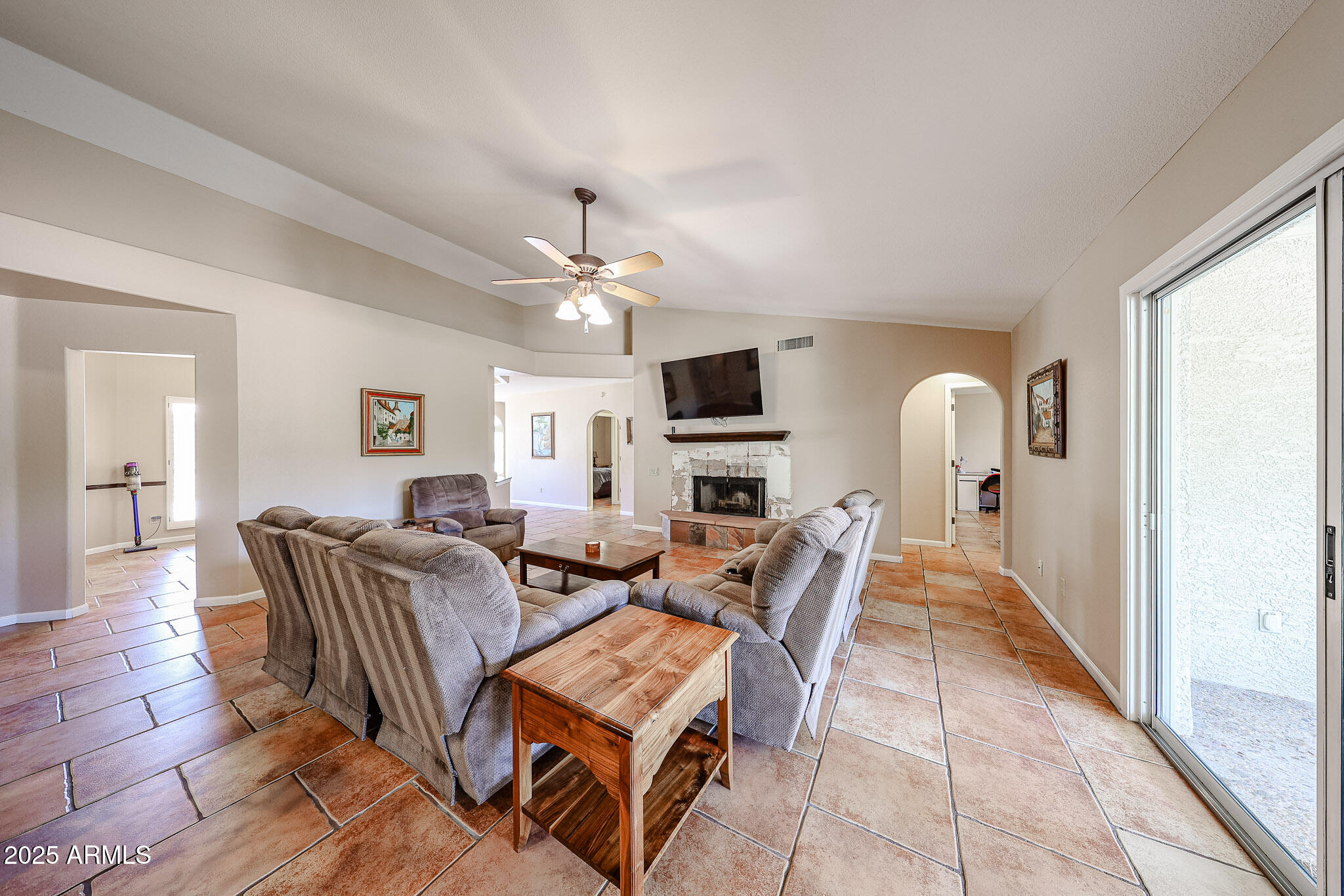 5521 W NORTHWOOD Drive