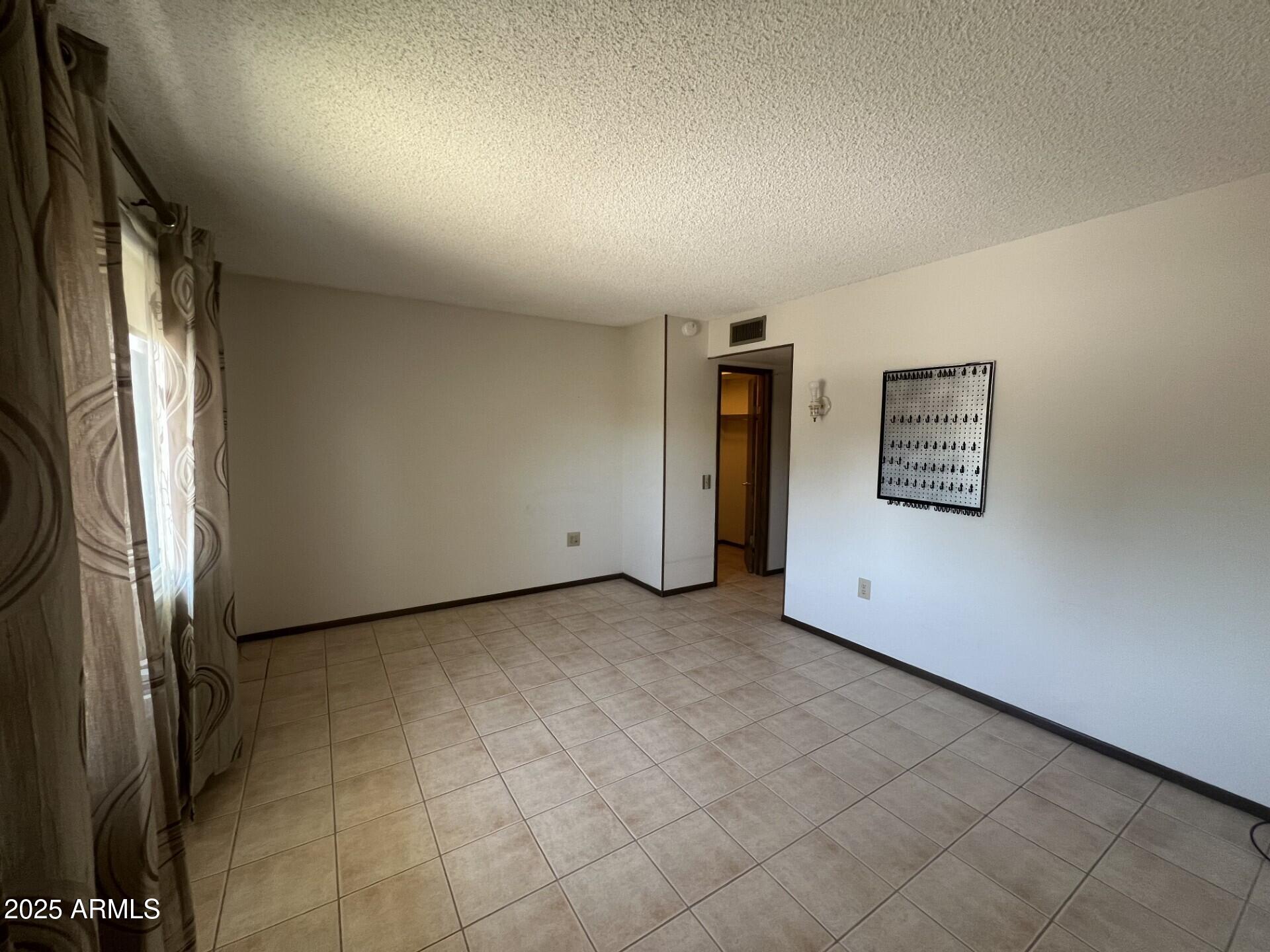 10045 W COGGINS Drive