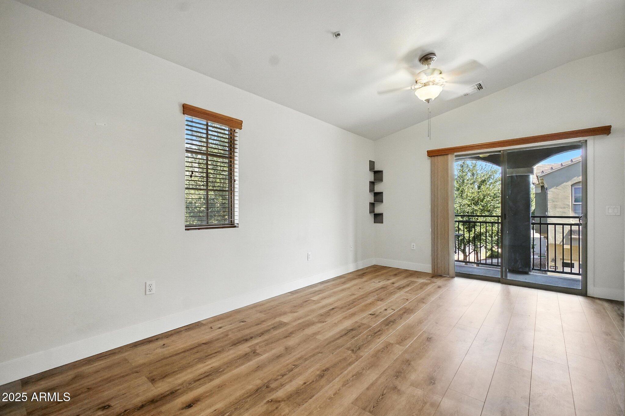 2402 E 5TH Street, 1649