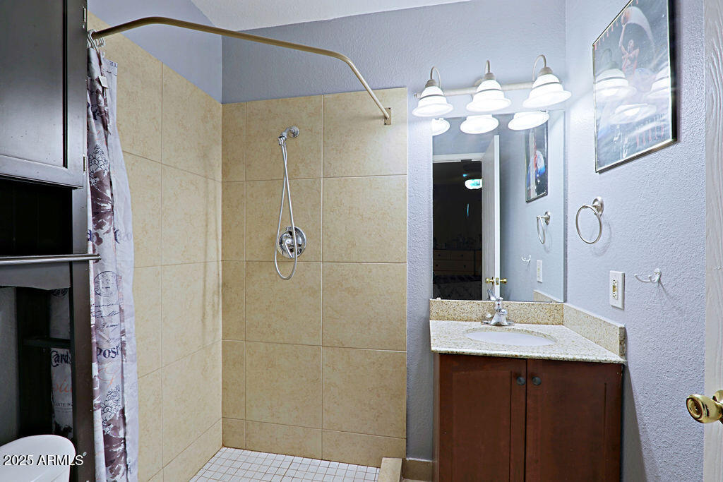 15601 N 27TH Street, 10