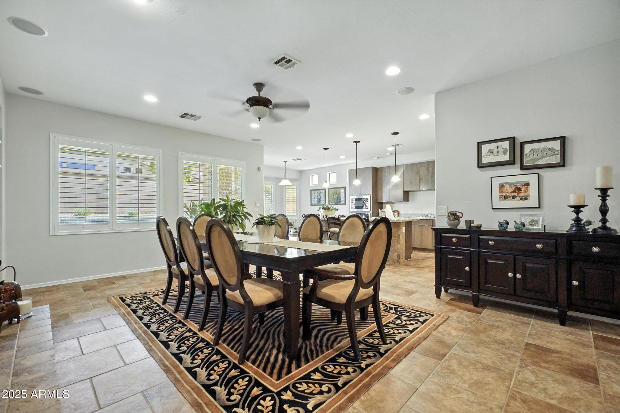 2236 W SPUR Drive