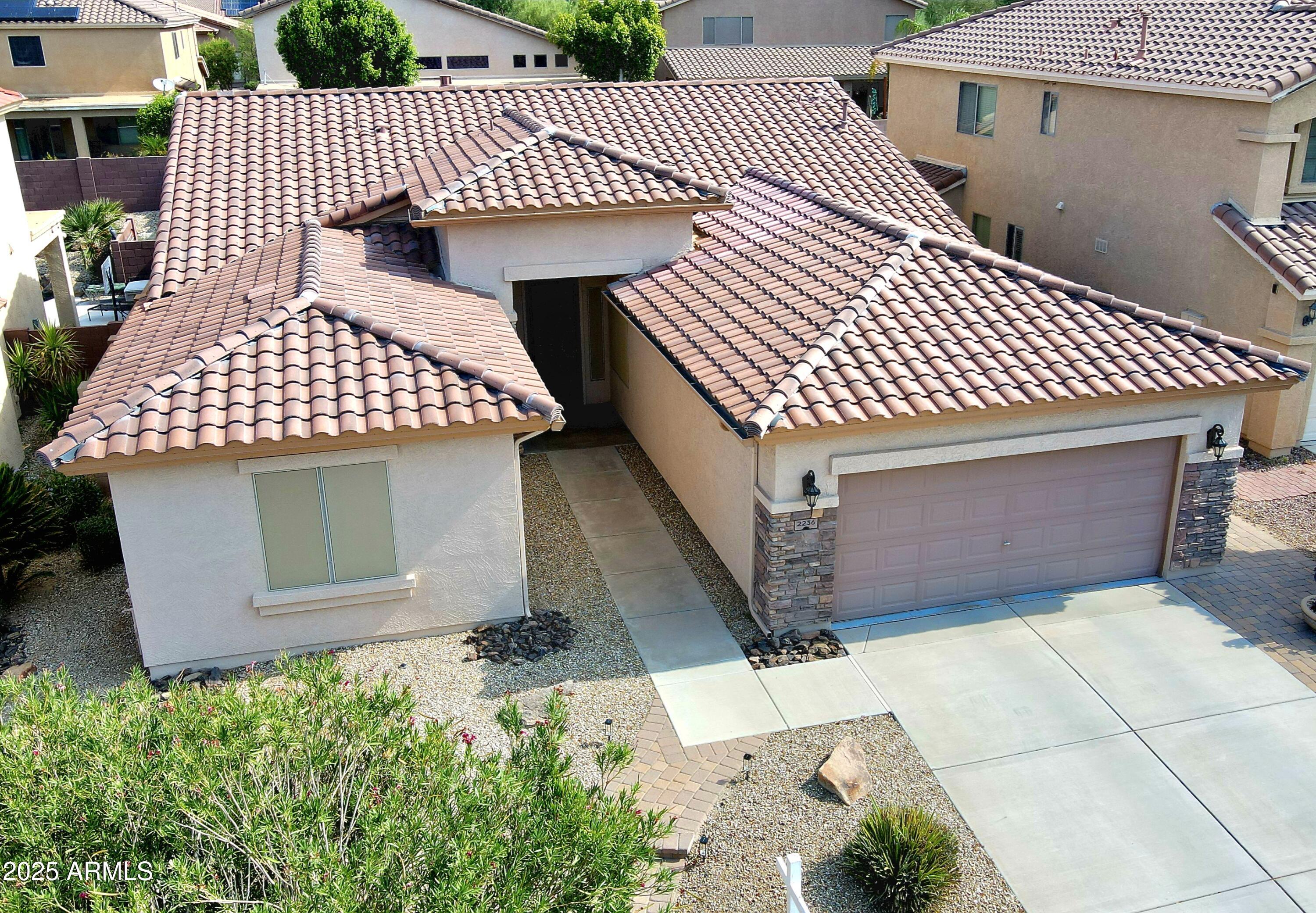 2236 W SPUR Drive