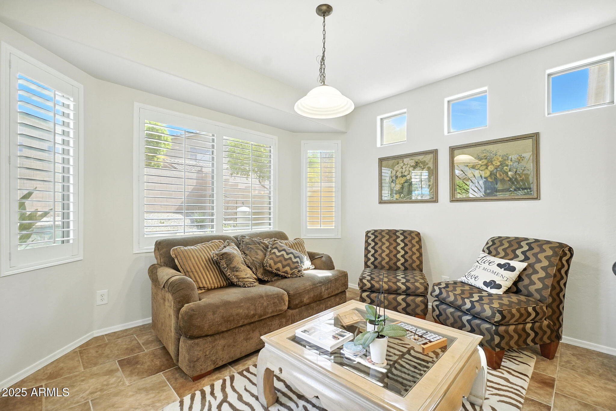 2236 W SPUR Drive