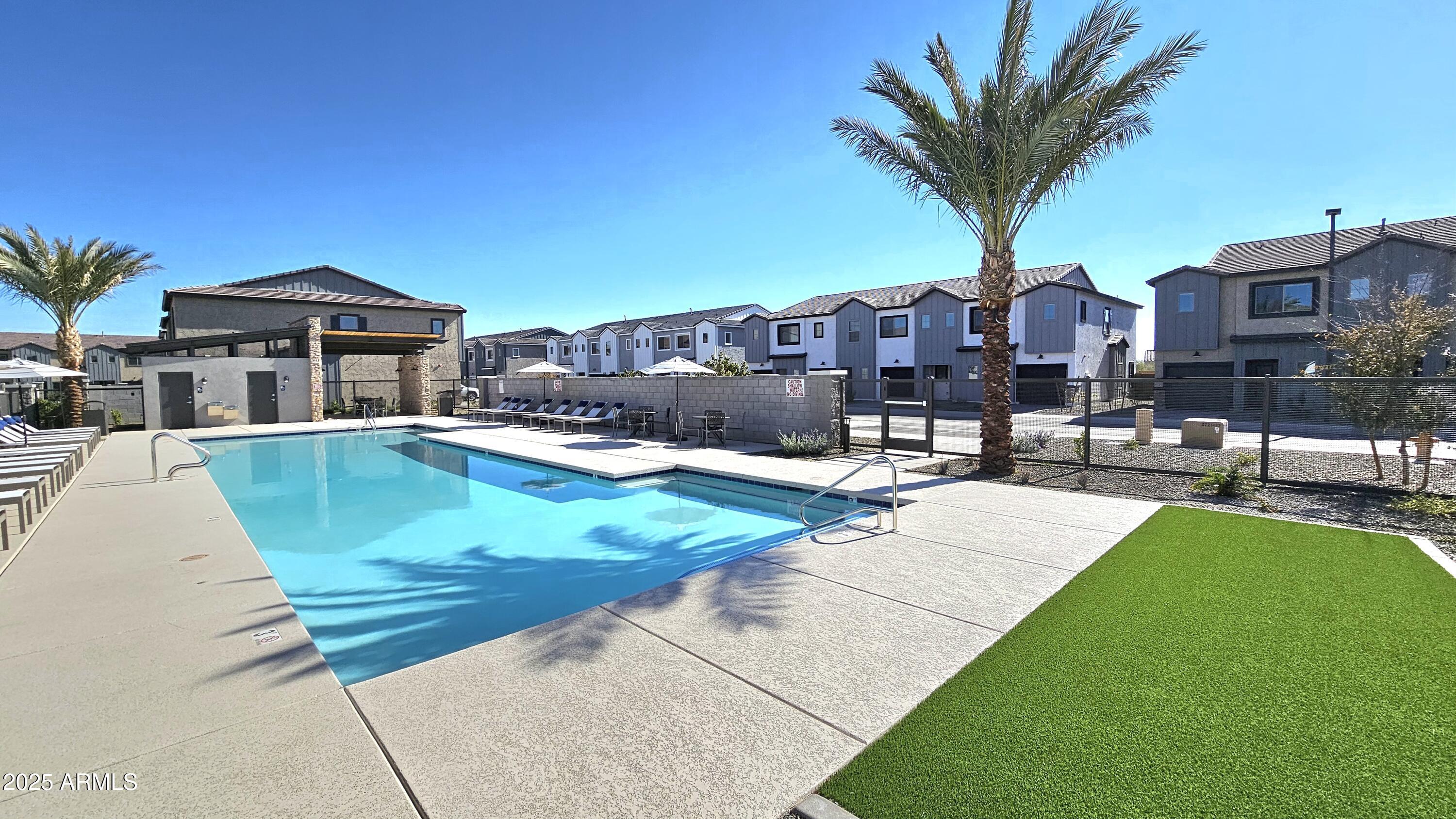 2834 W EAGLE TALON Road